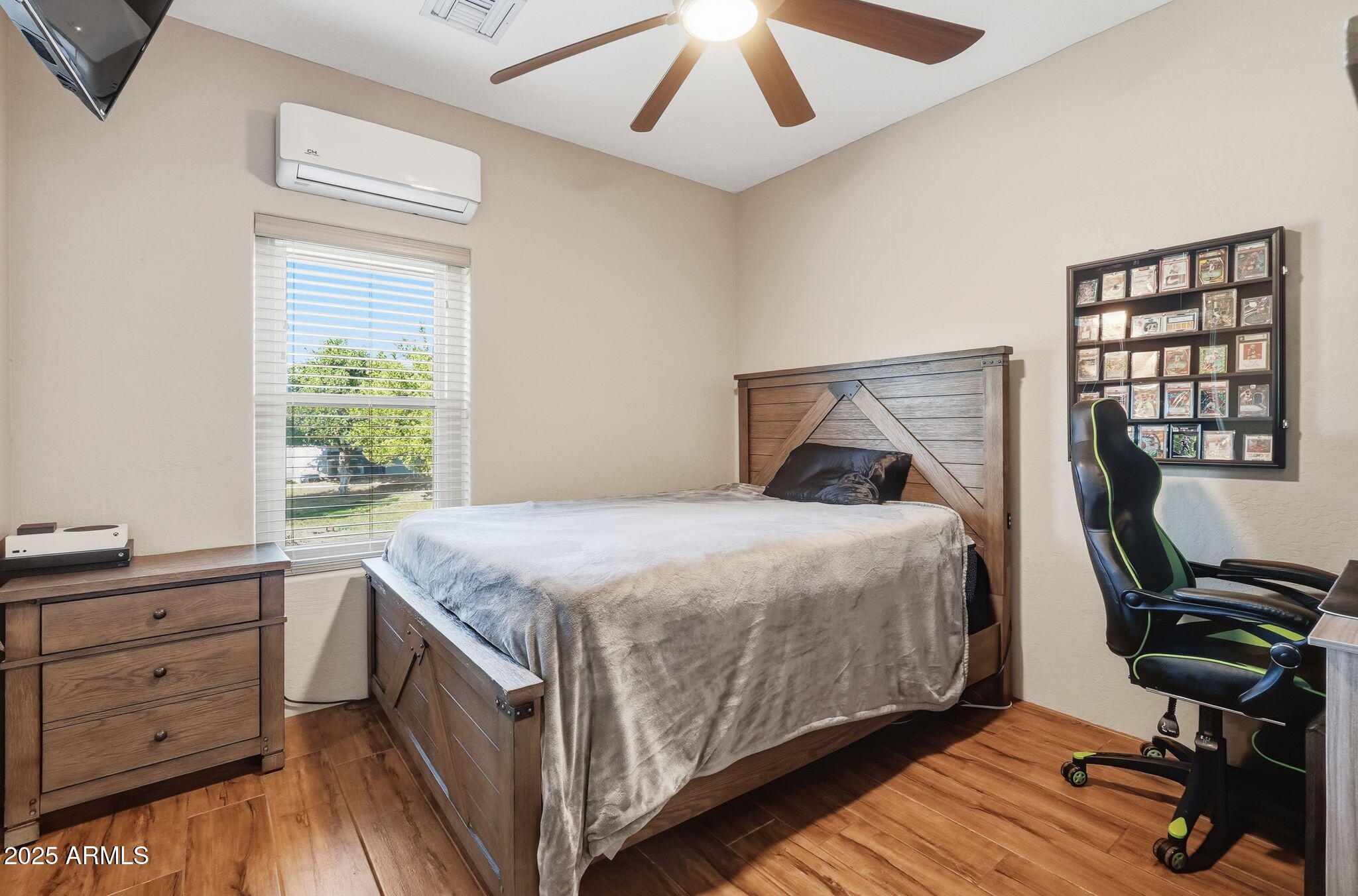 17244 E CHESTNUT Drive