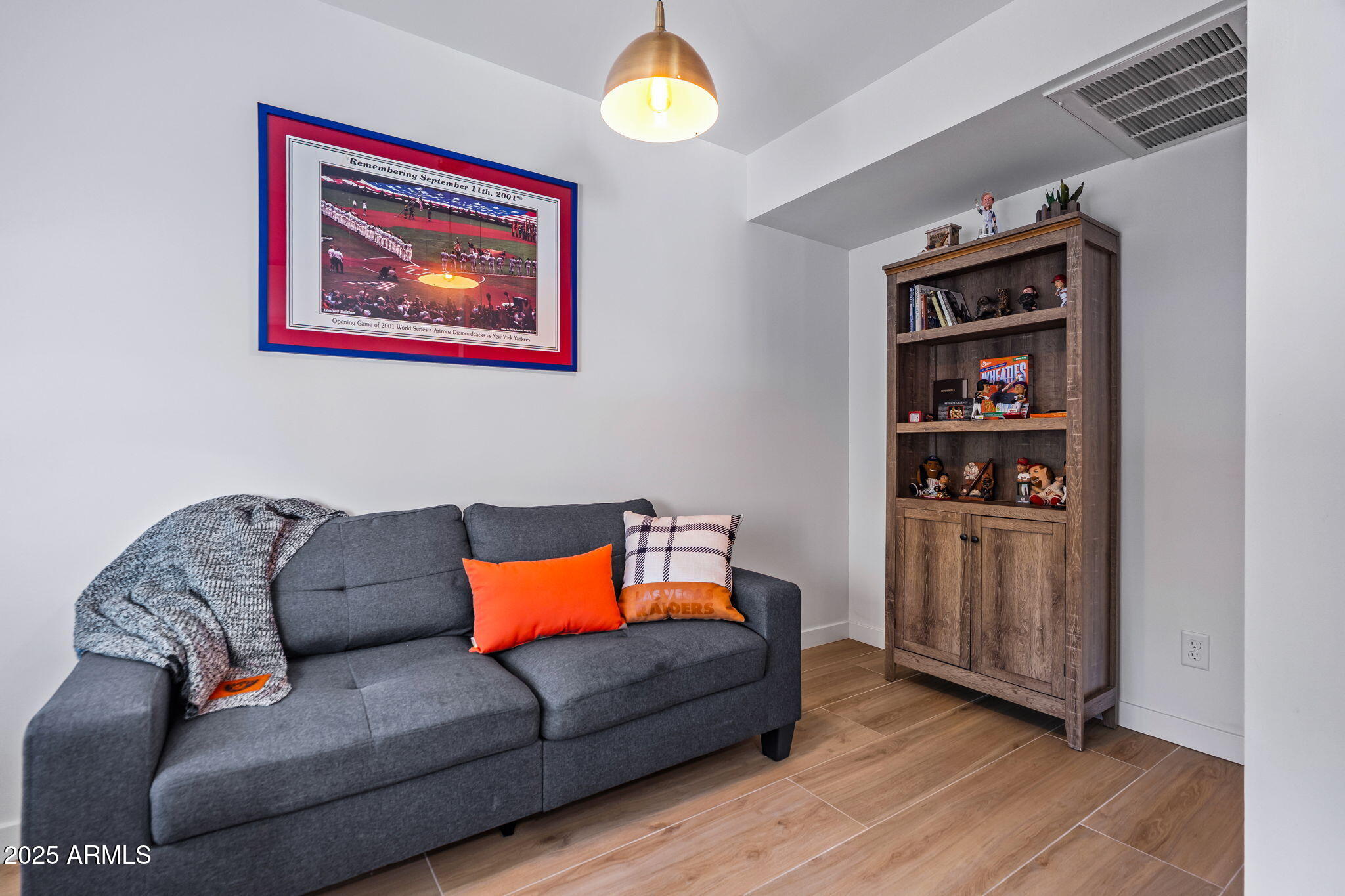 3732 E Altadena Avenue