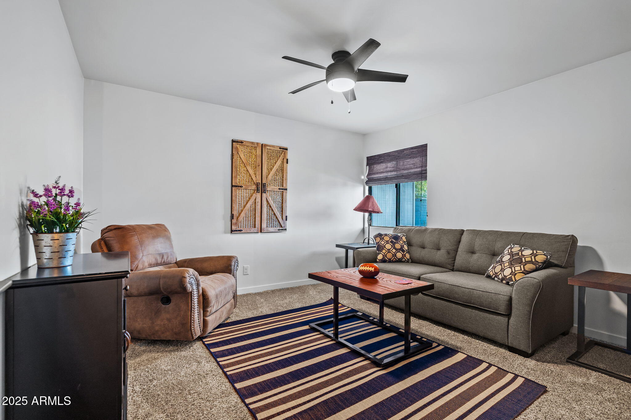 3732 E Altadena Avenue