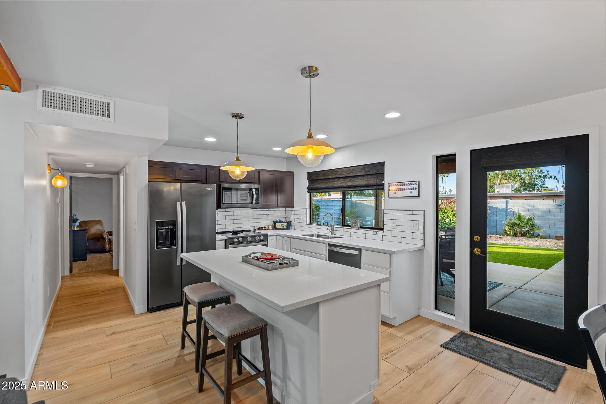 3732 E Altadena Avenue