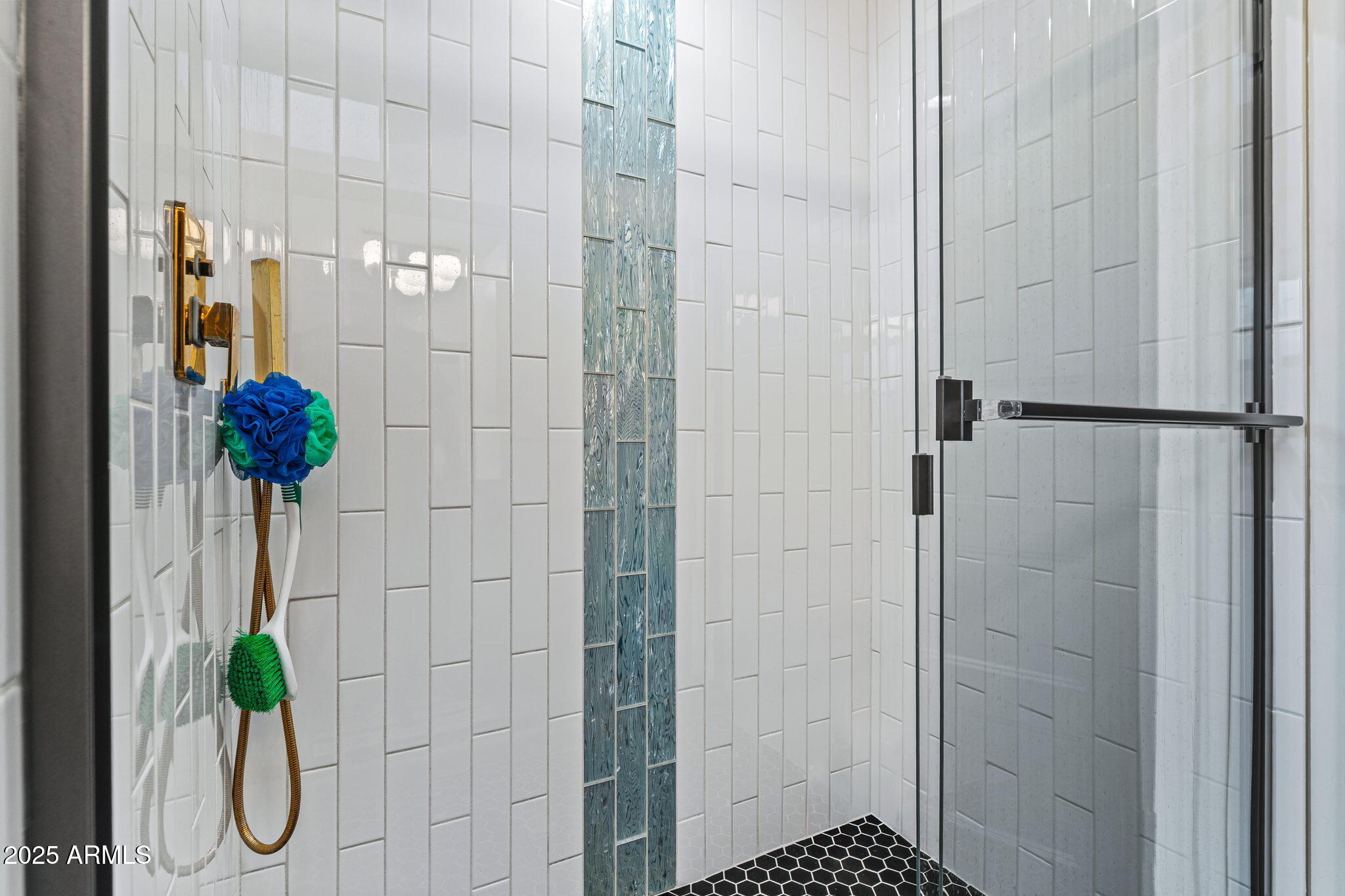 3732 E Altadena Avenue