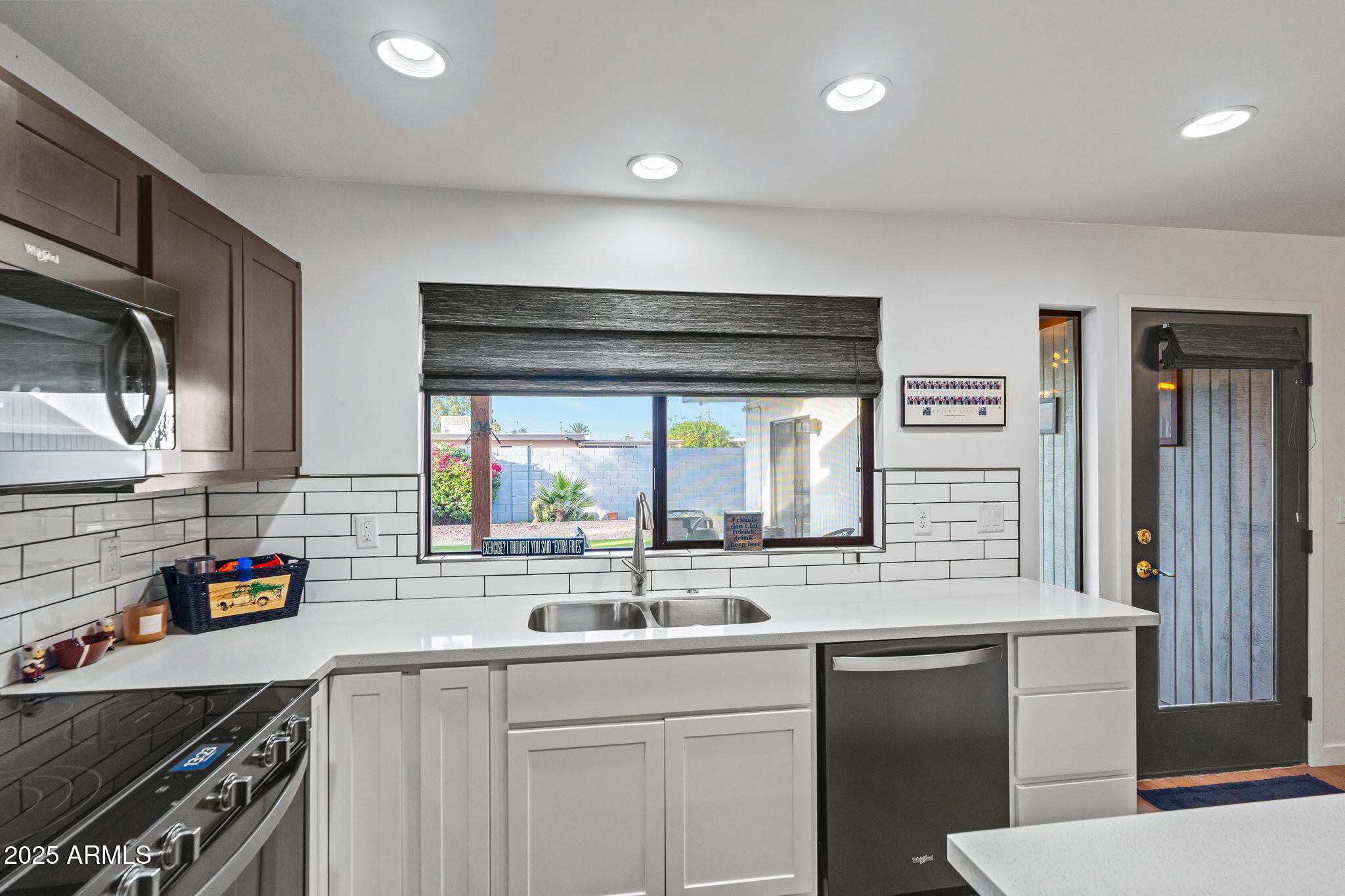 3732 E Altadena Avenue