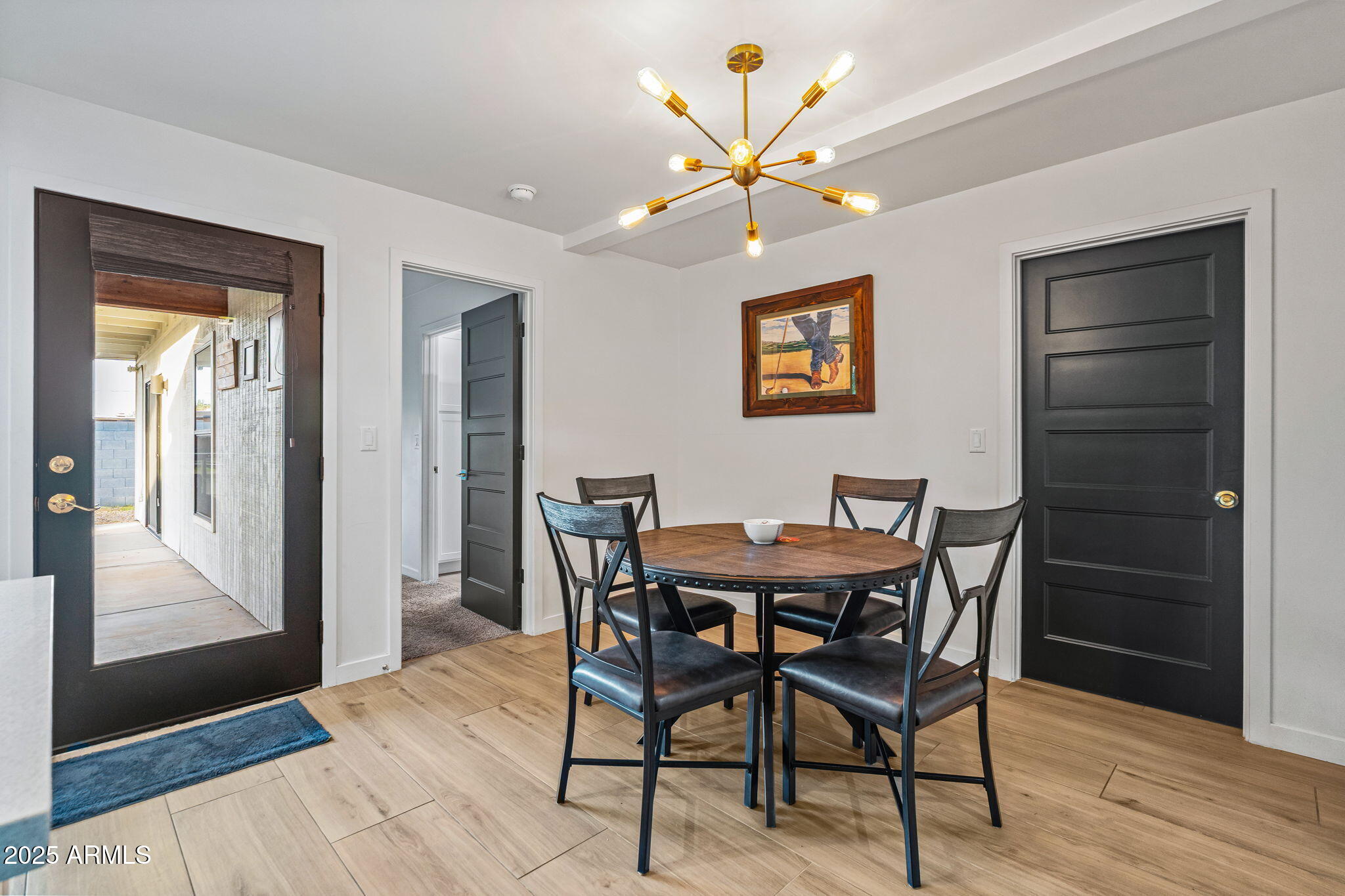 3732 E Altadena Avenue