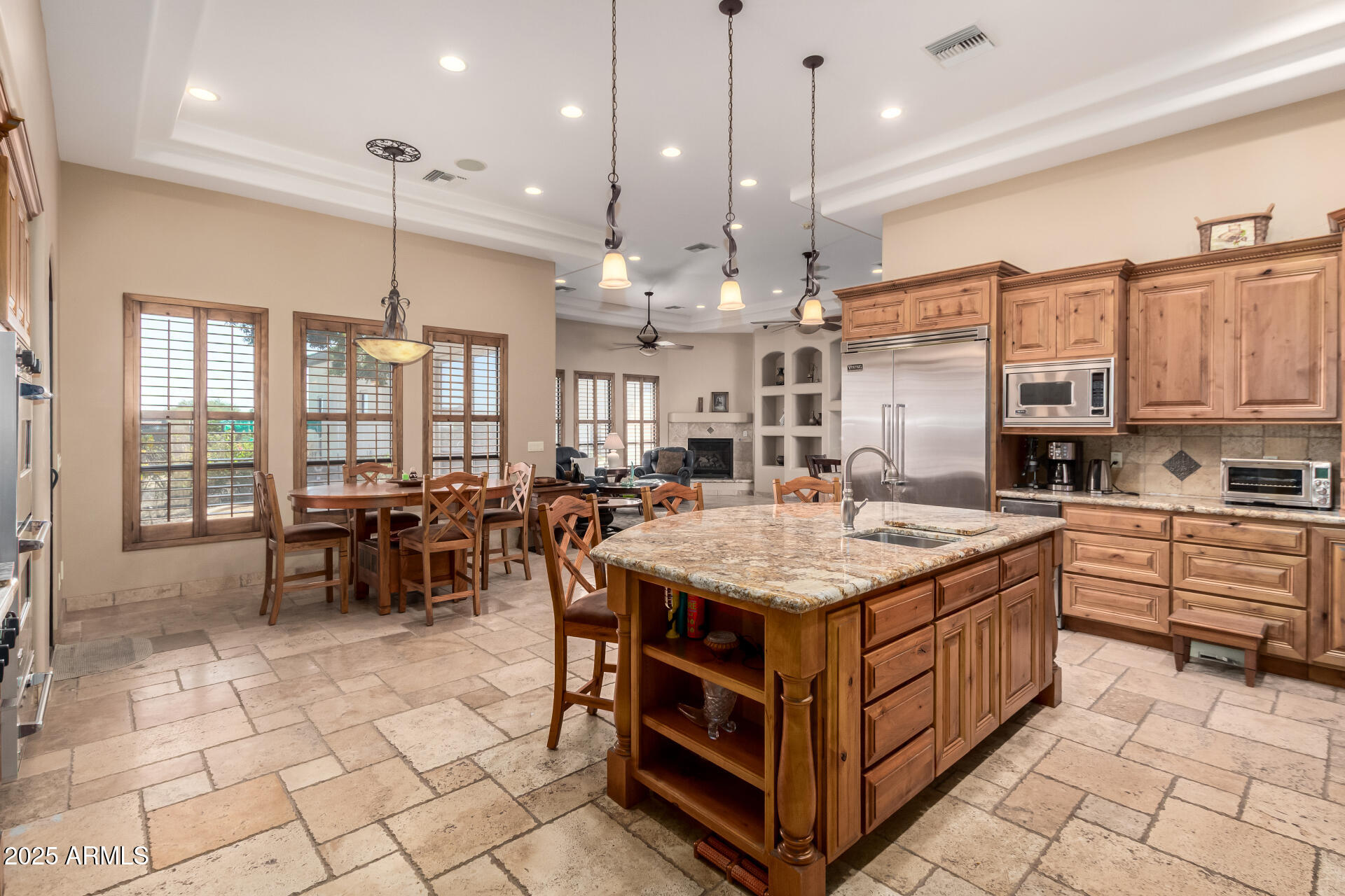 19831 W CLARENDON Avenue