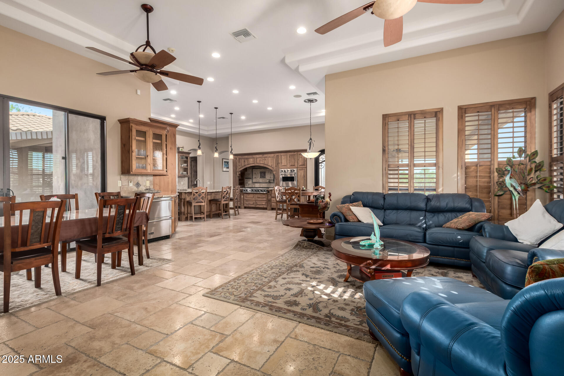 19831 W CLARENDON Avenue