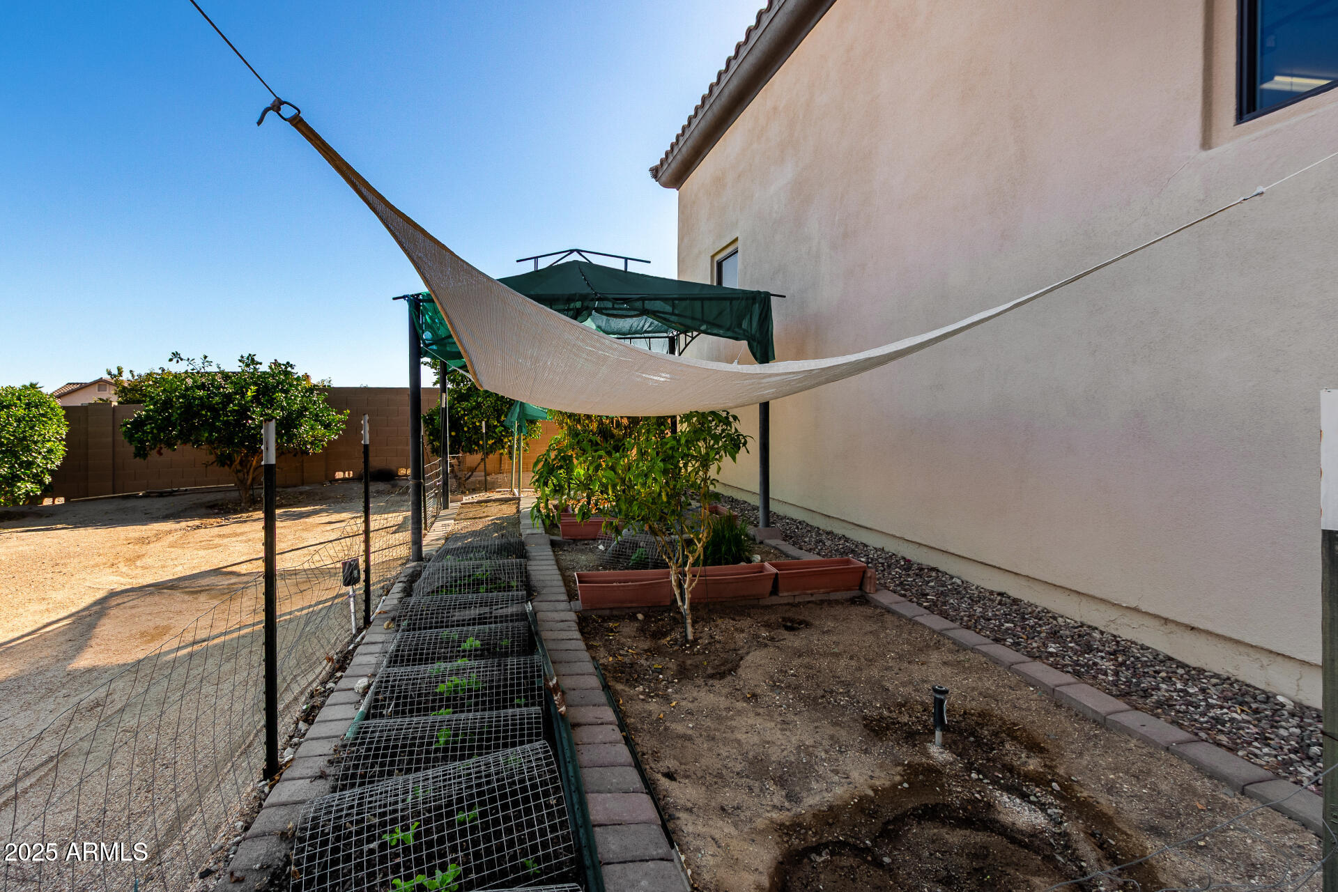 19831 W CLARENDON Avenue