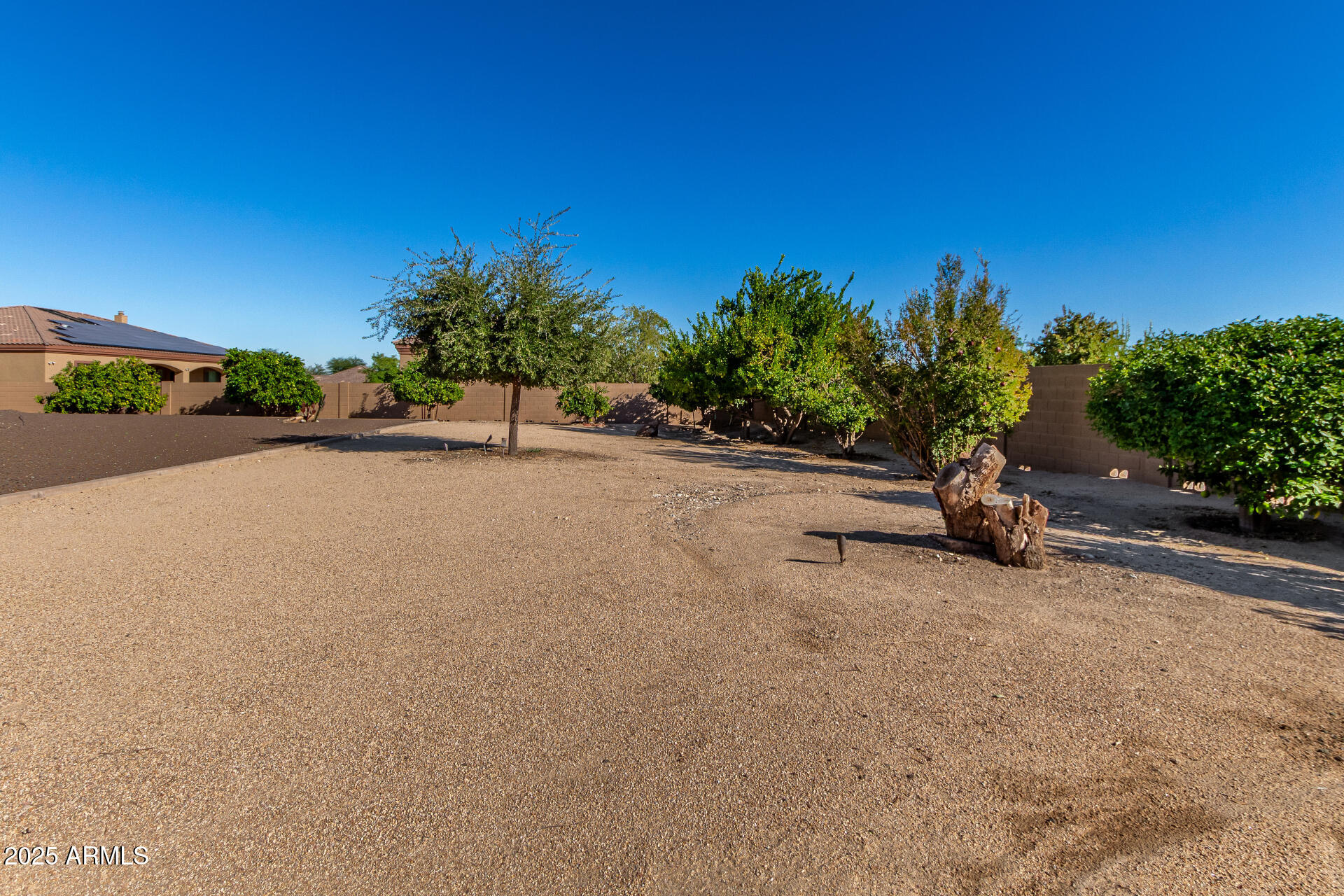 19831 W CLARENDON Avenue