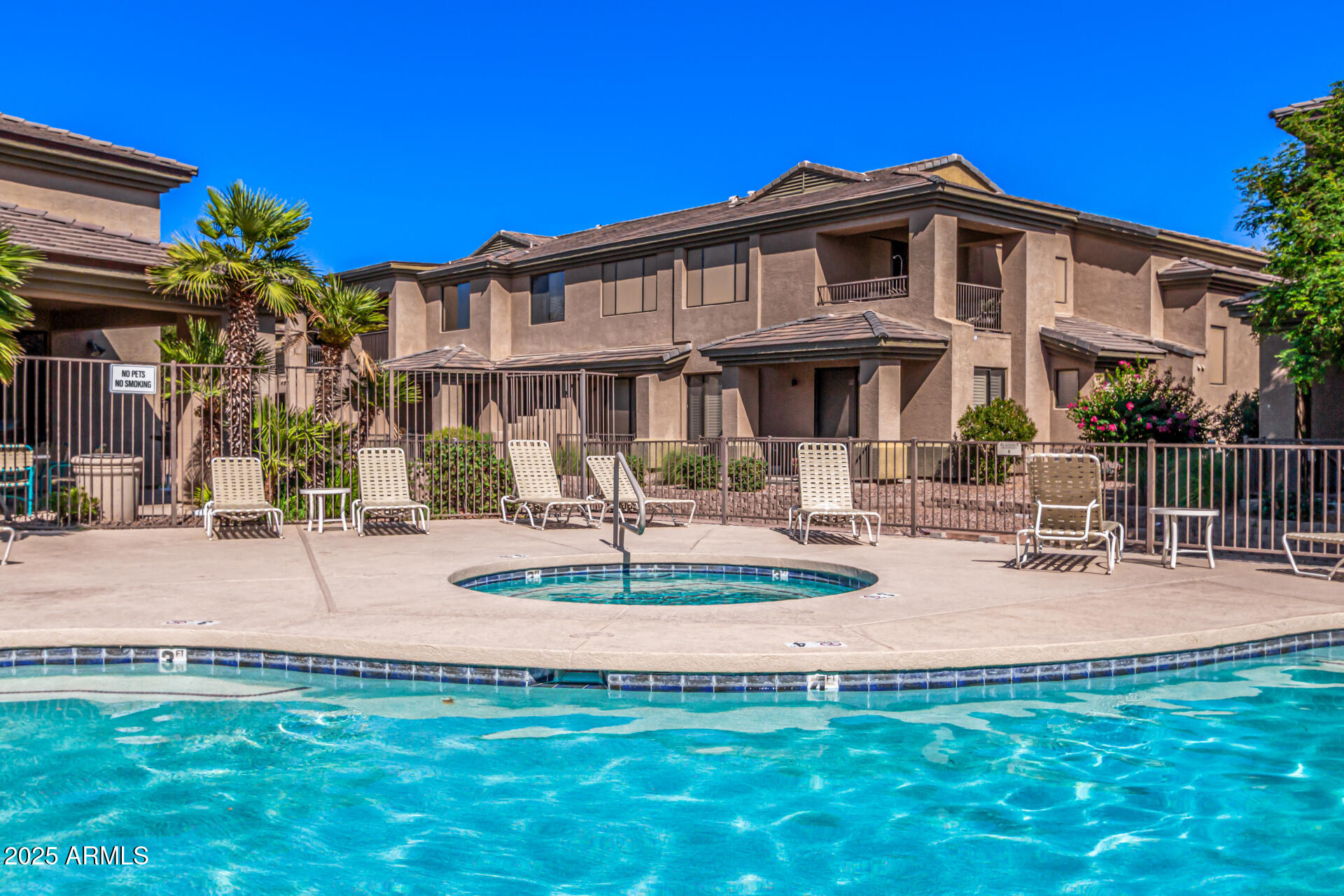 705 W QUEEN CREEK Road 1031