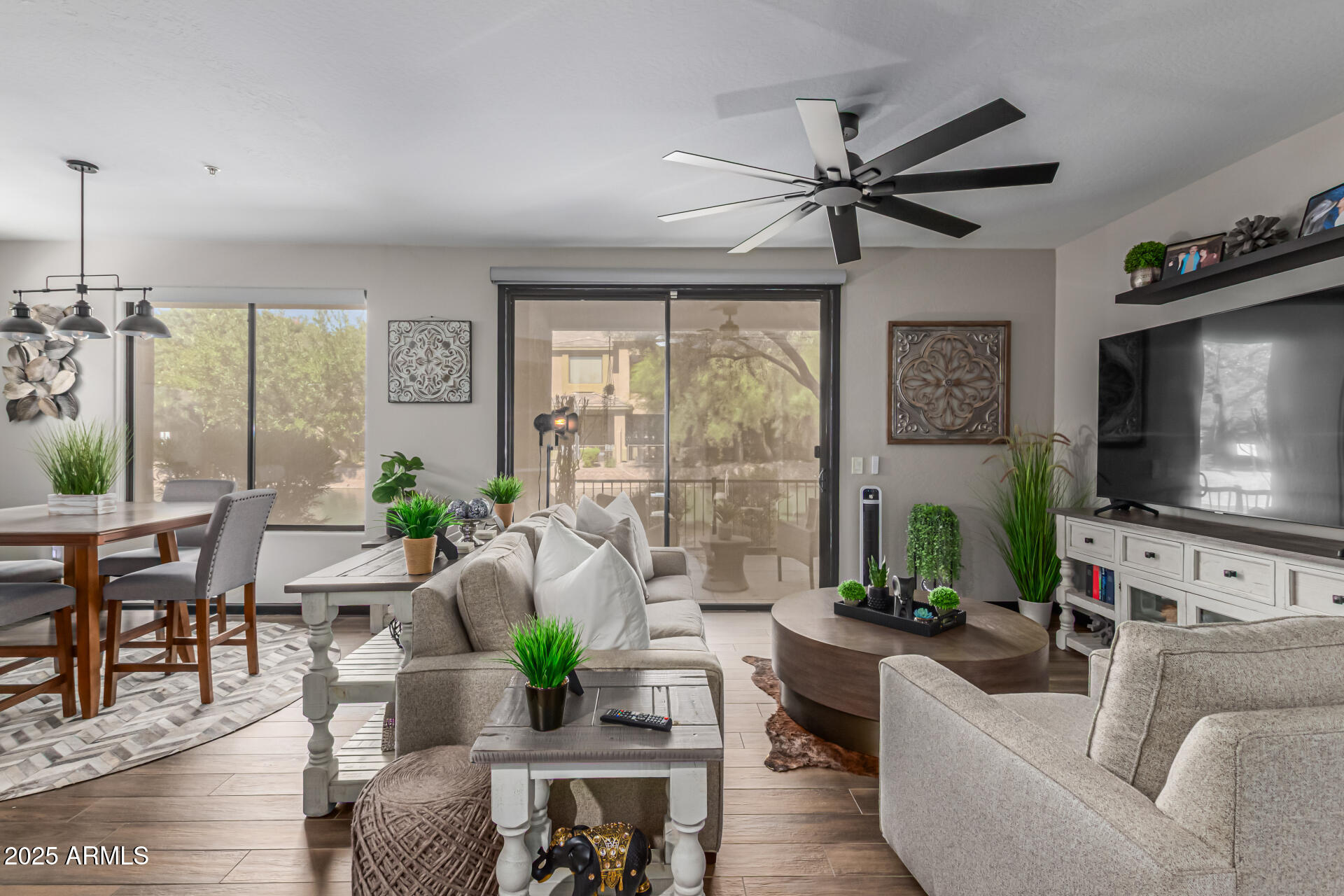 705 W QUEEN CREEK Road 1031