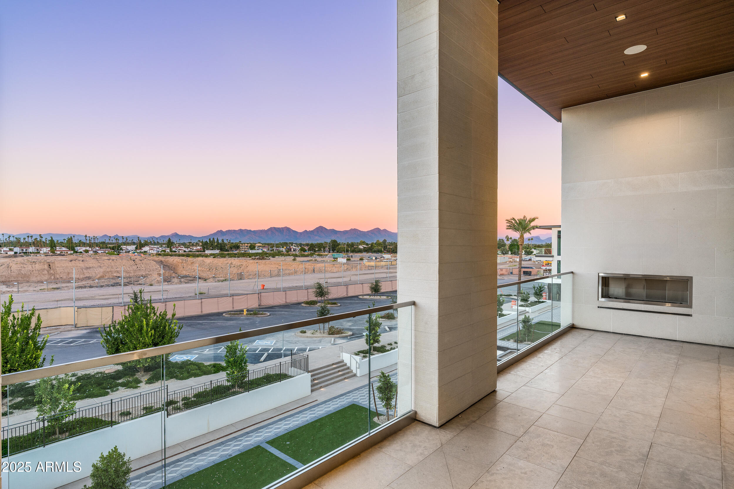 6587 N PALMERAIE Boulevard 3010