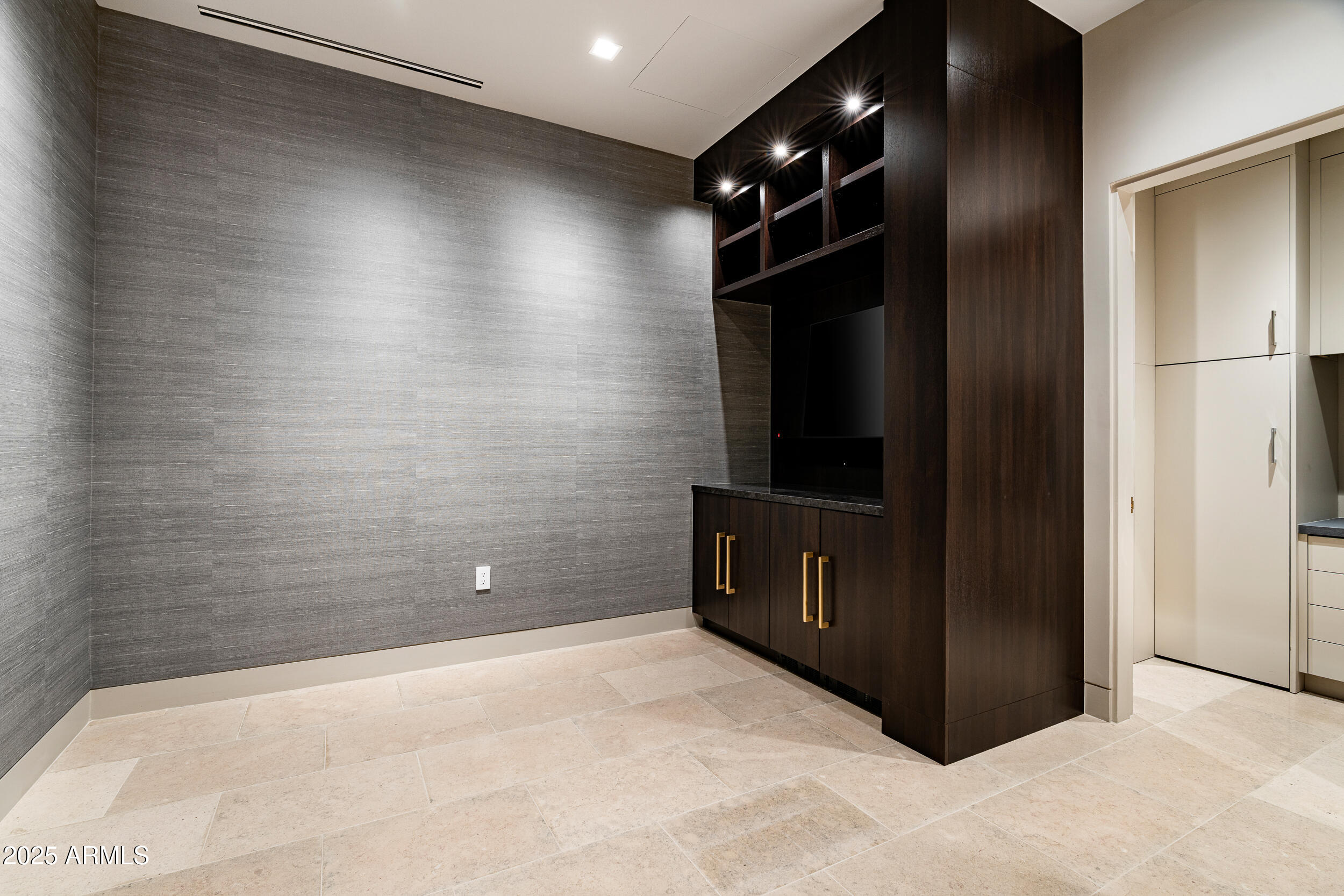 6587 N PALMERAIE Boulevard 3010