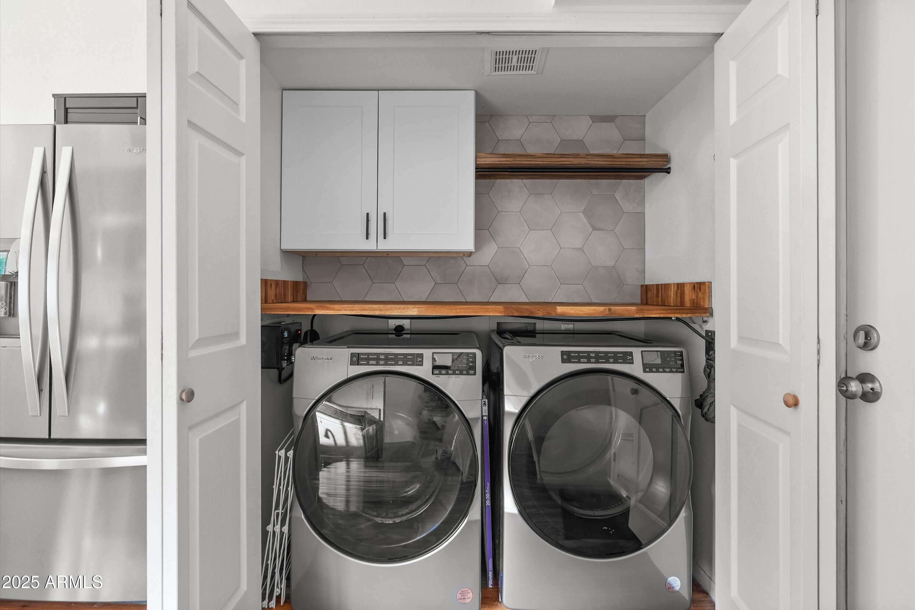 3925 E MONTE CRISTO Avenue