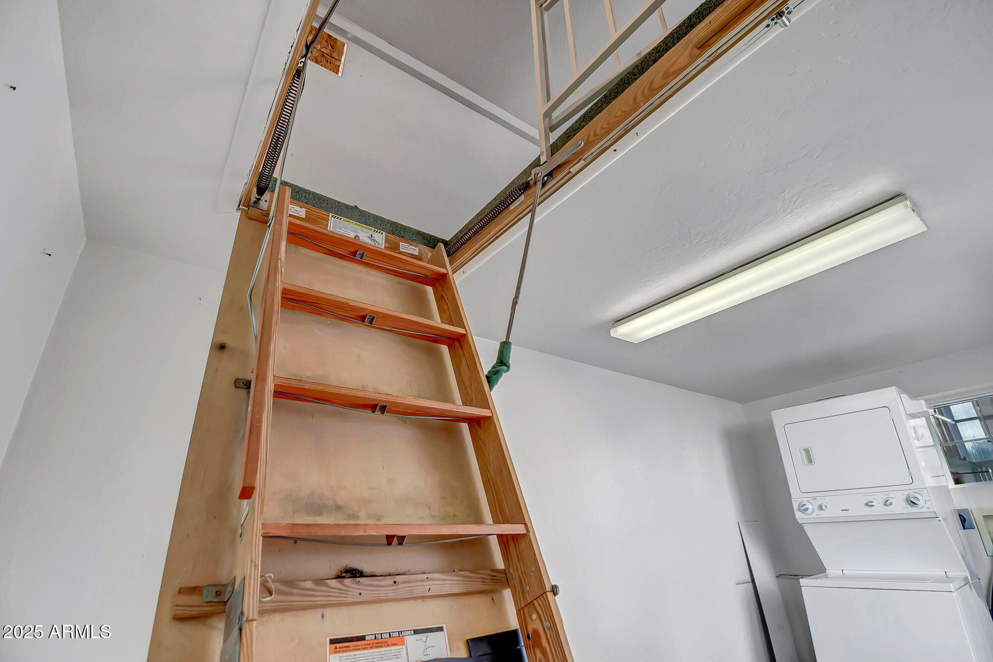 17200 W BELL Road 1364