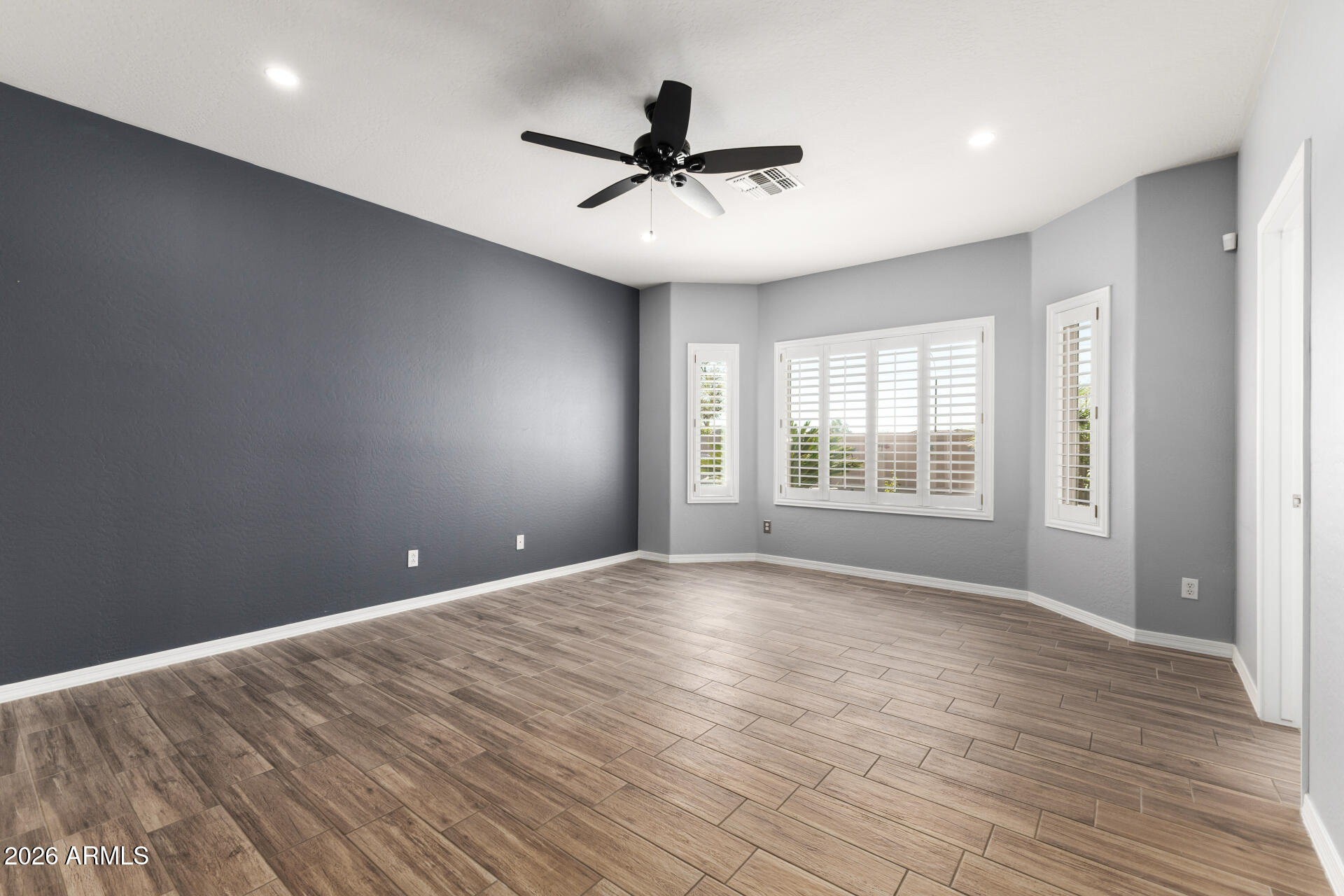 4620 S HASSETT