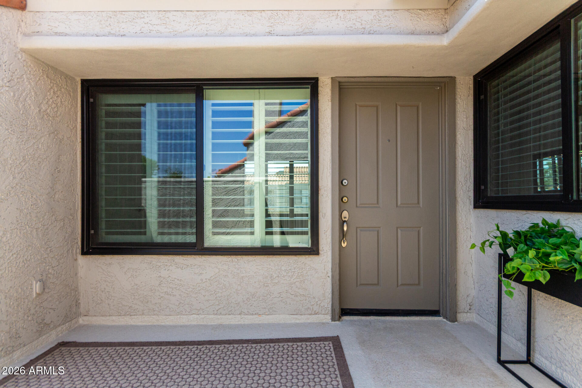 10115 E MOUNTAIN VIEW Road 2105