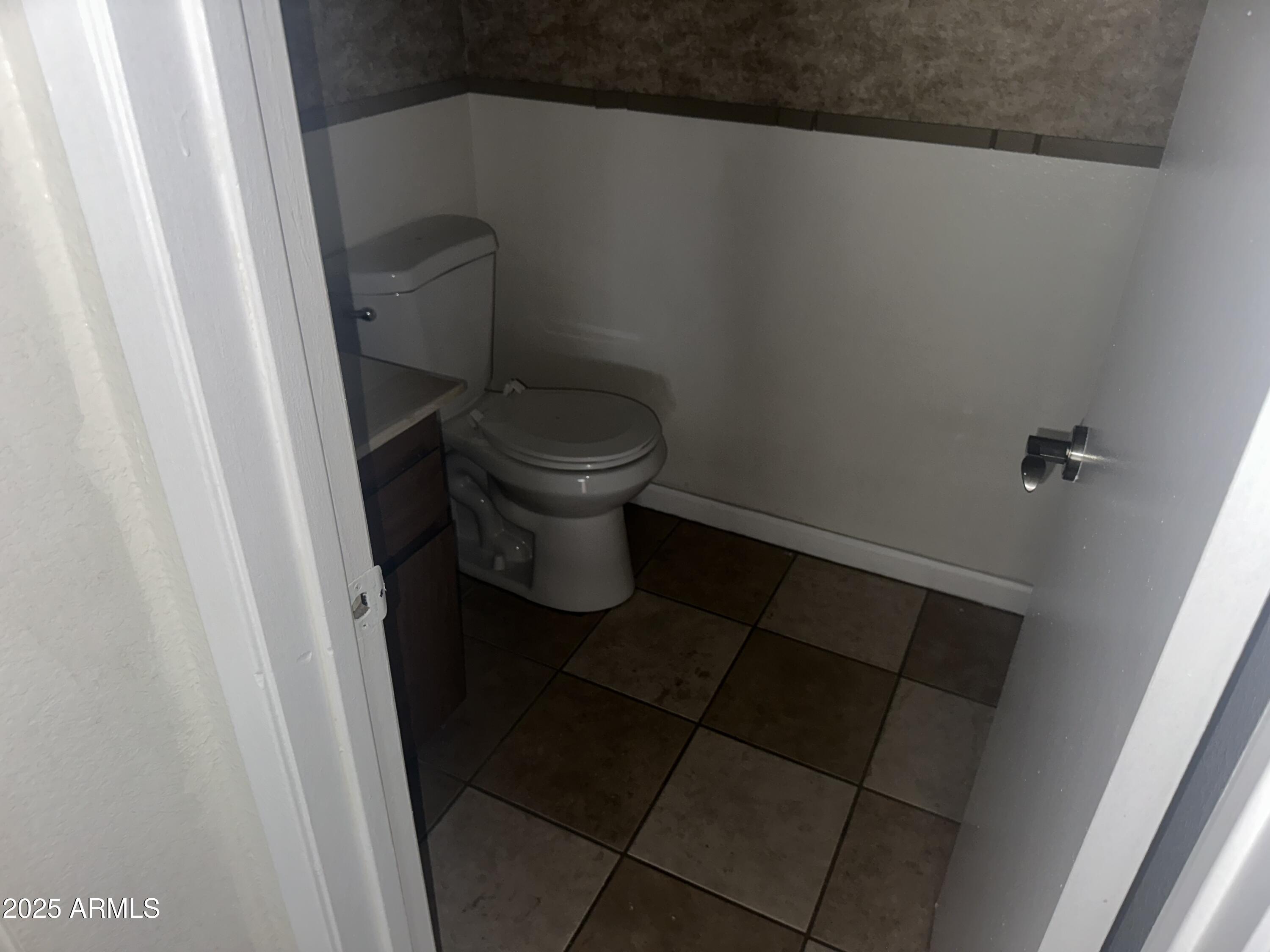 2724 W McLellan Boulevard 133