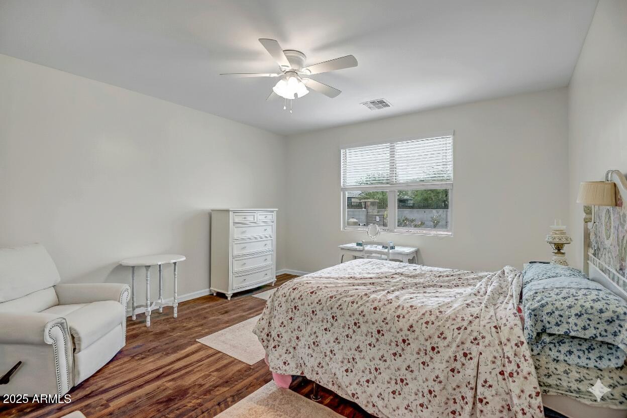 18812 W MESCAL Street