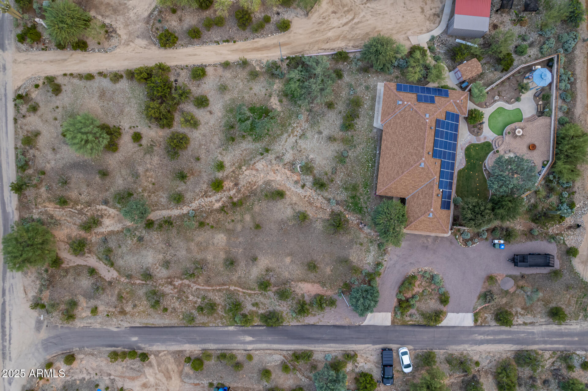 2535 W SUNRISE Drive