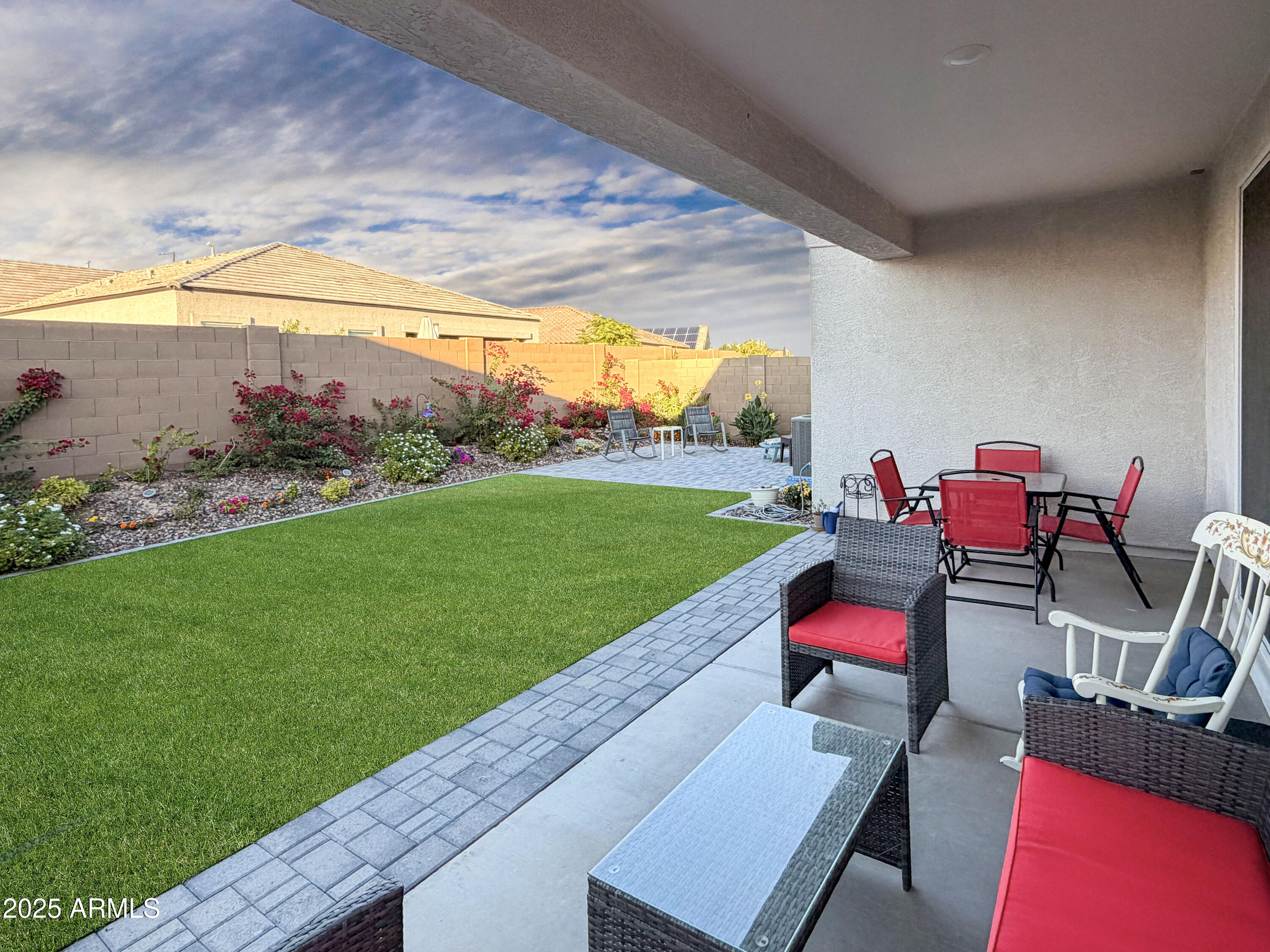 8442 W MILLERTON Way