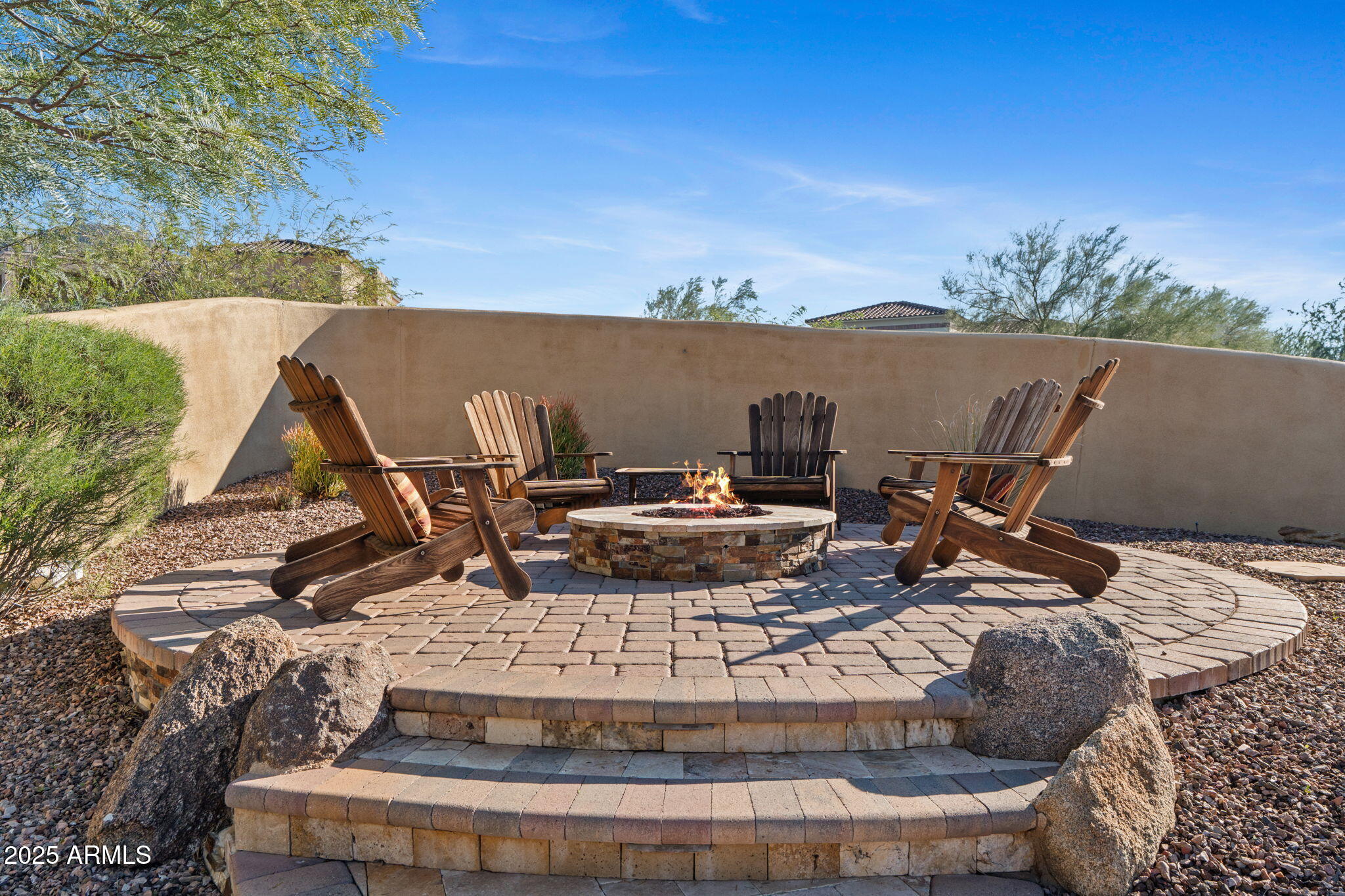 8461 E RED HAWK Circle