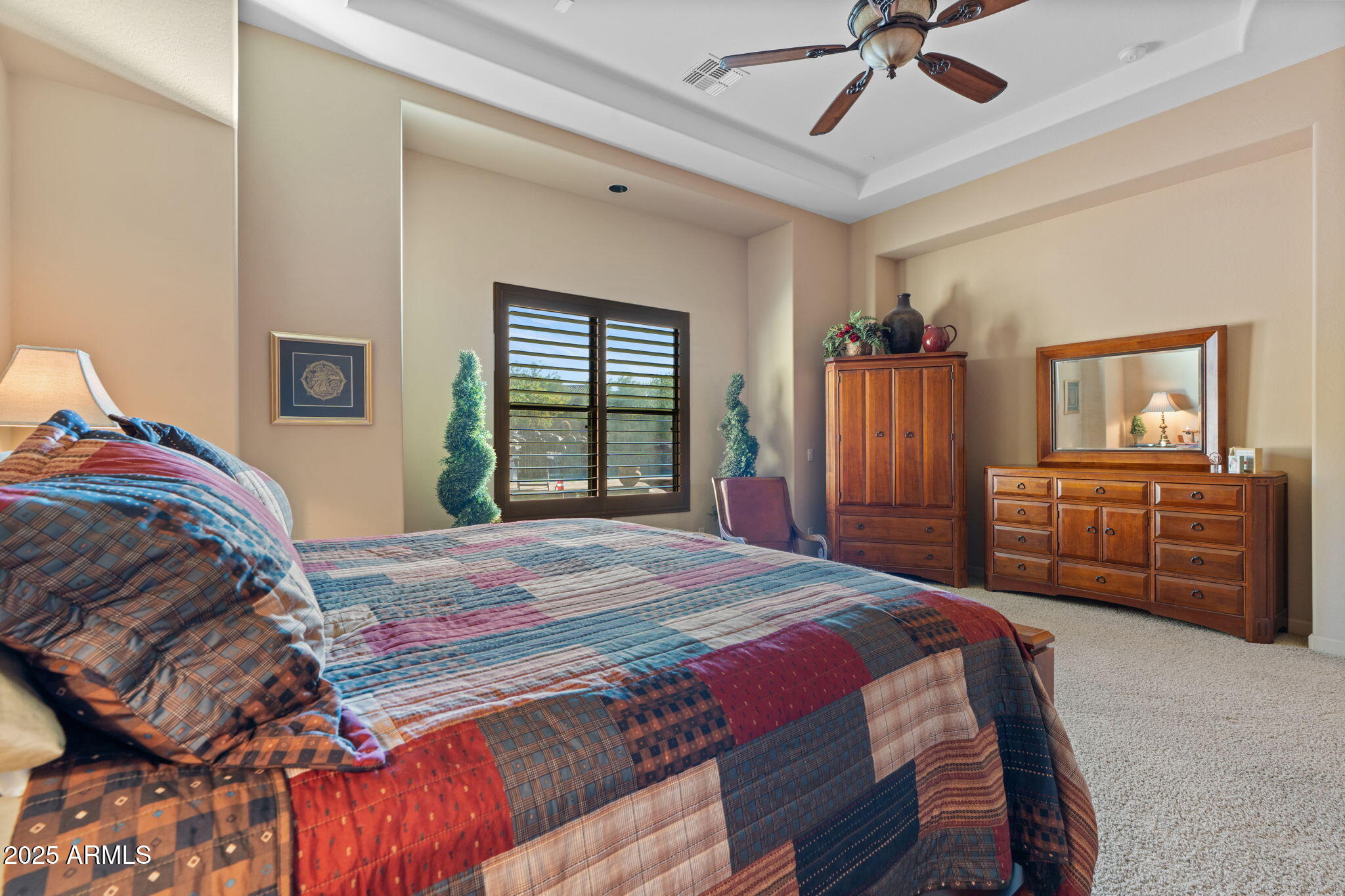 8461 E RED HAWK Circle