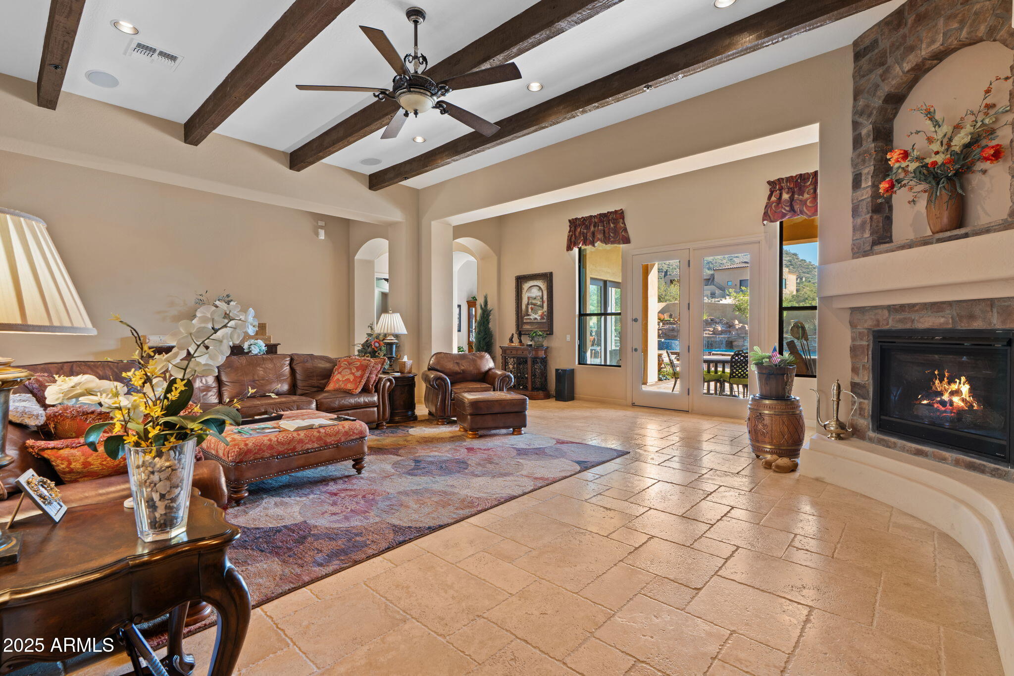 8461 E RED HAWK Circle