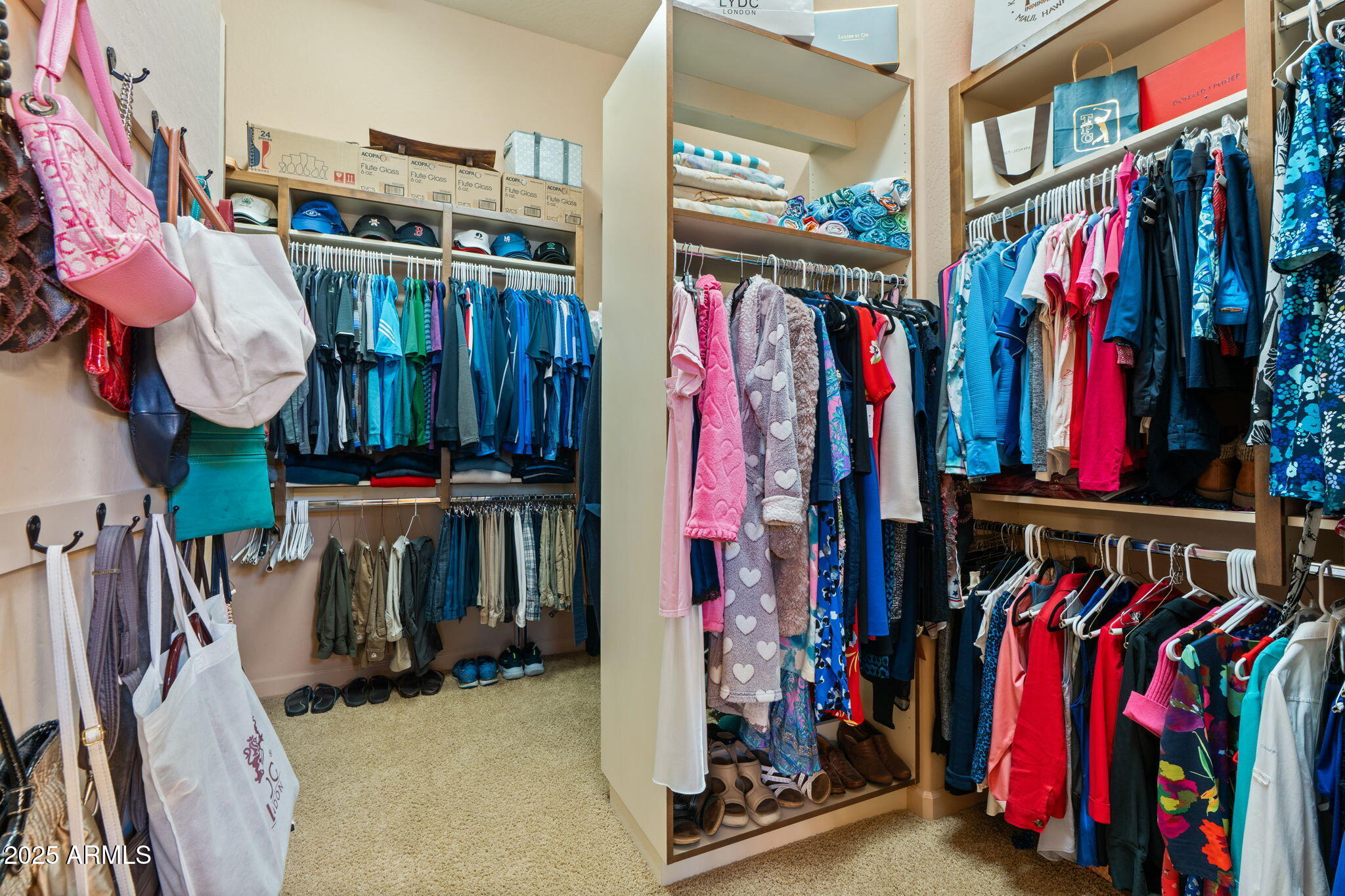 8461 E RED HAWK Circle