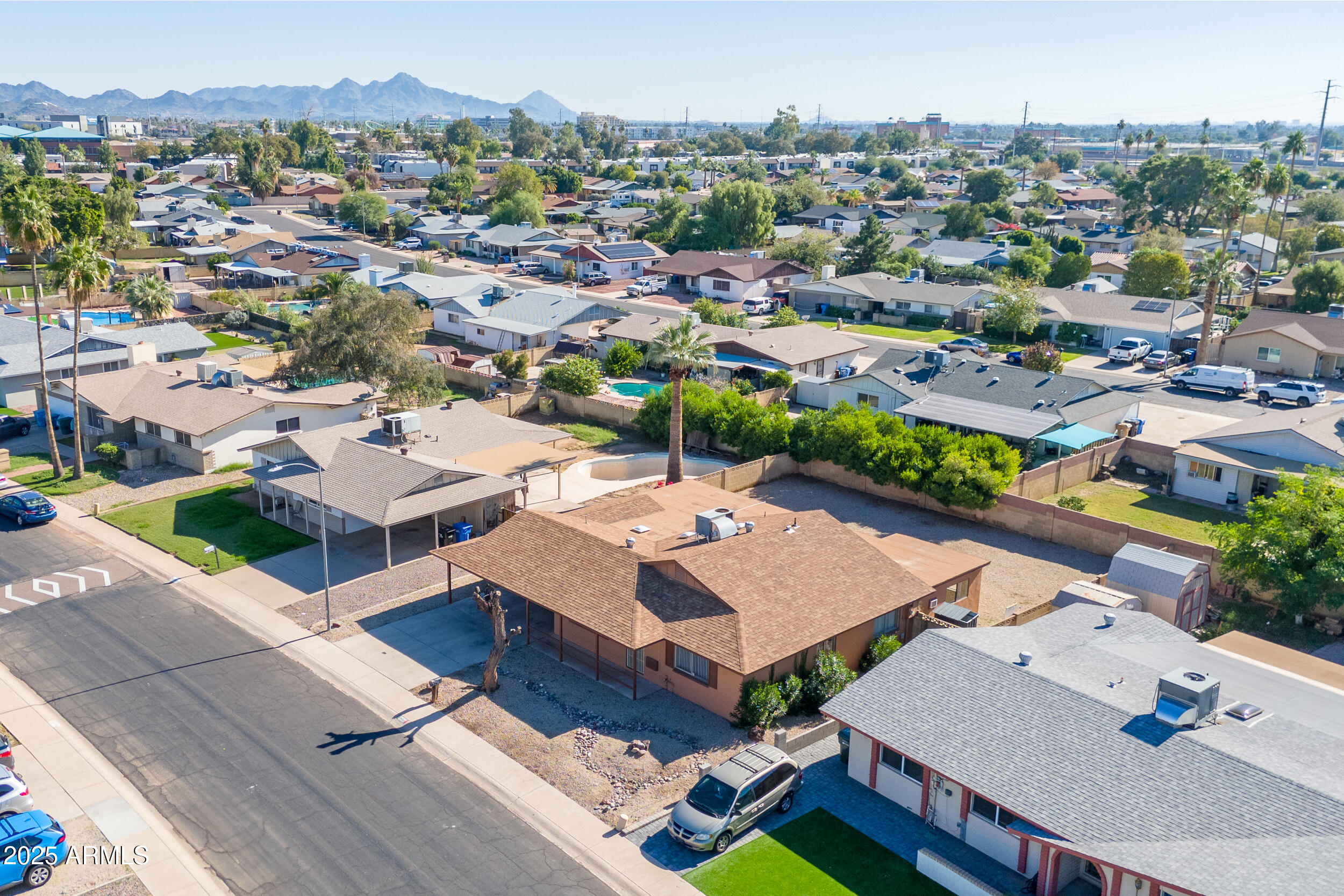 3427 W MALAPAI Drive