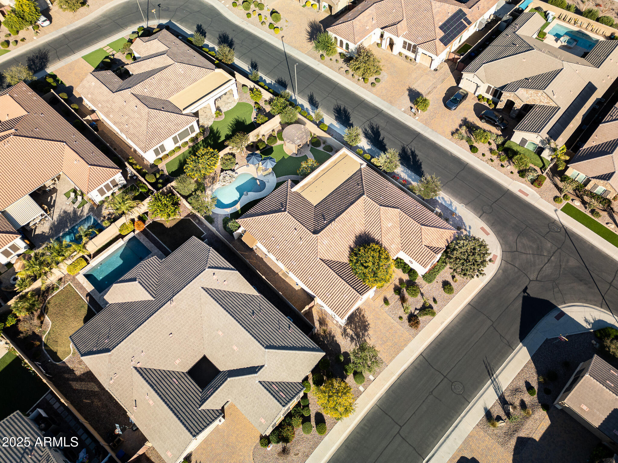 3962 E REDWOOD Place