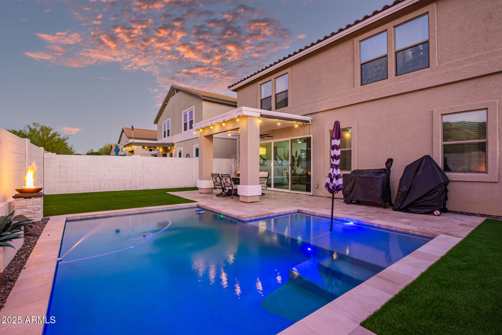 1644 E CIELO GRANDE Avenue