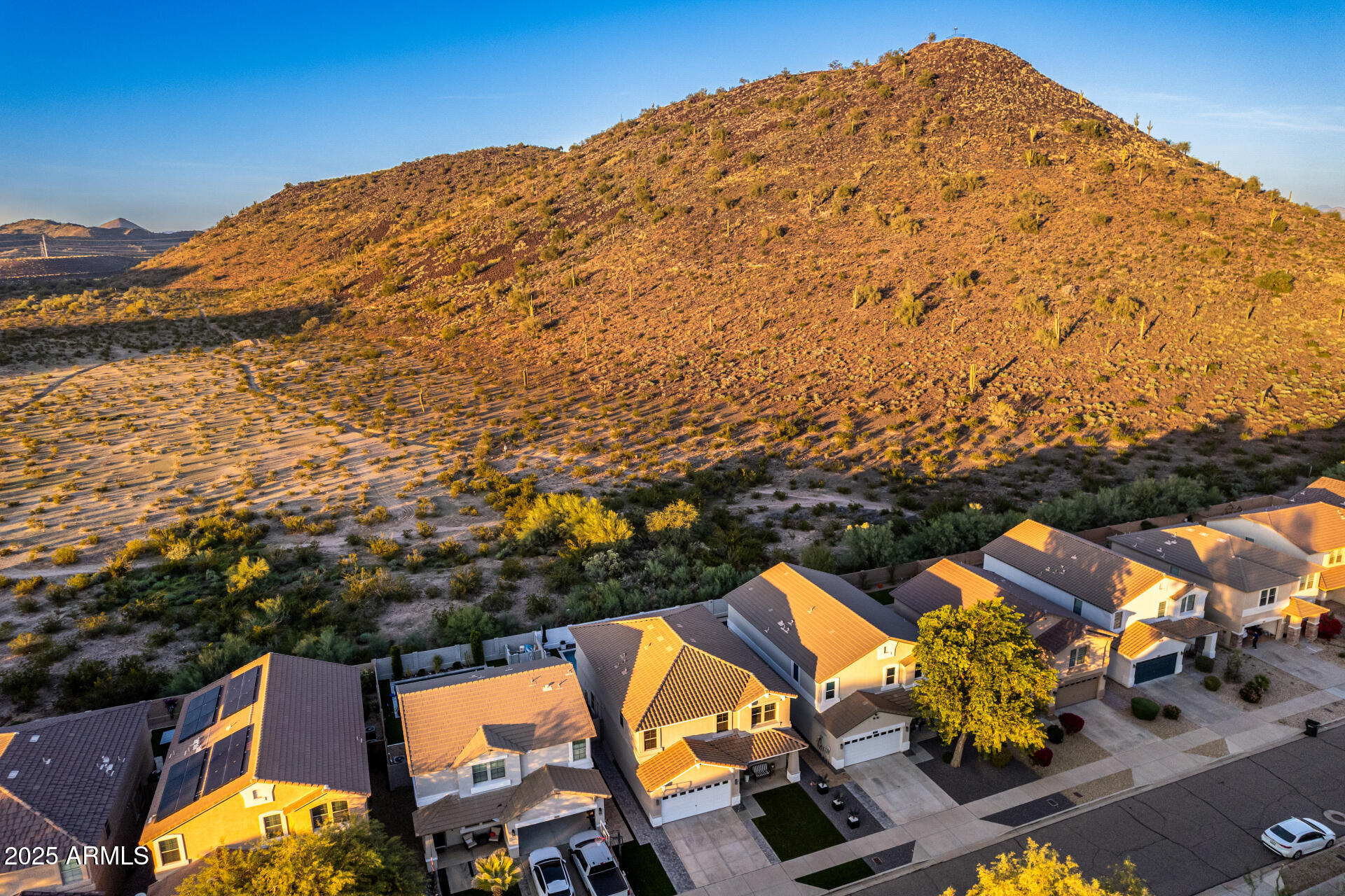 1644 E CIELO GRANDE Avenue