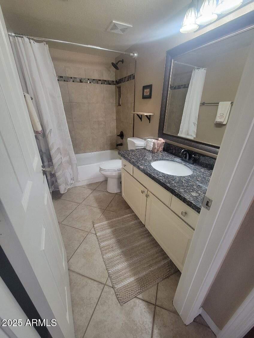 8742 W WETHERSFIELD Road