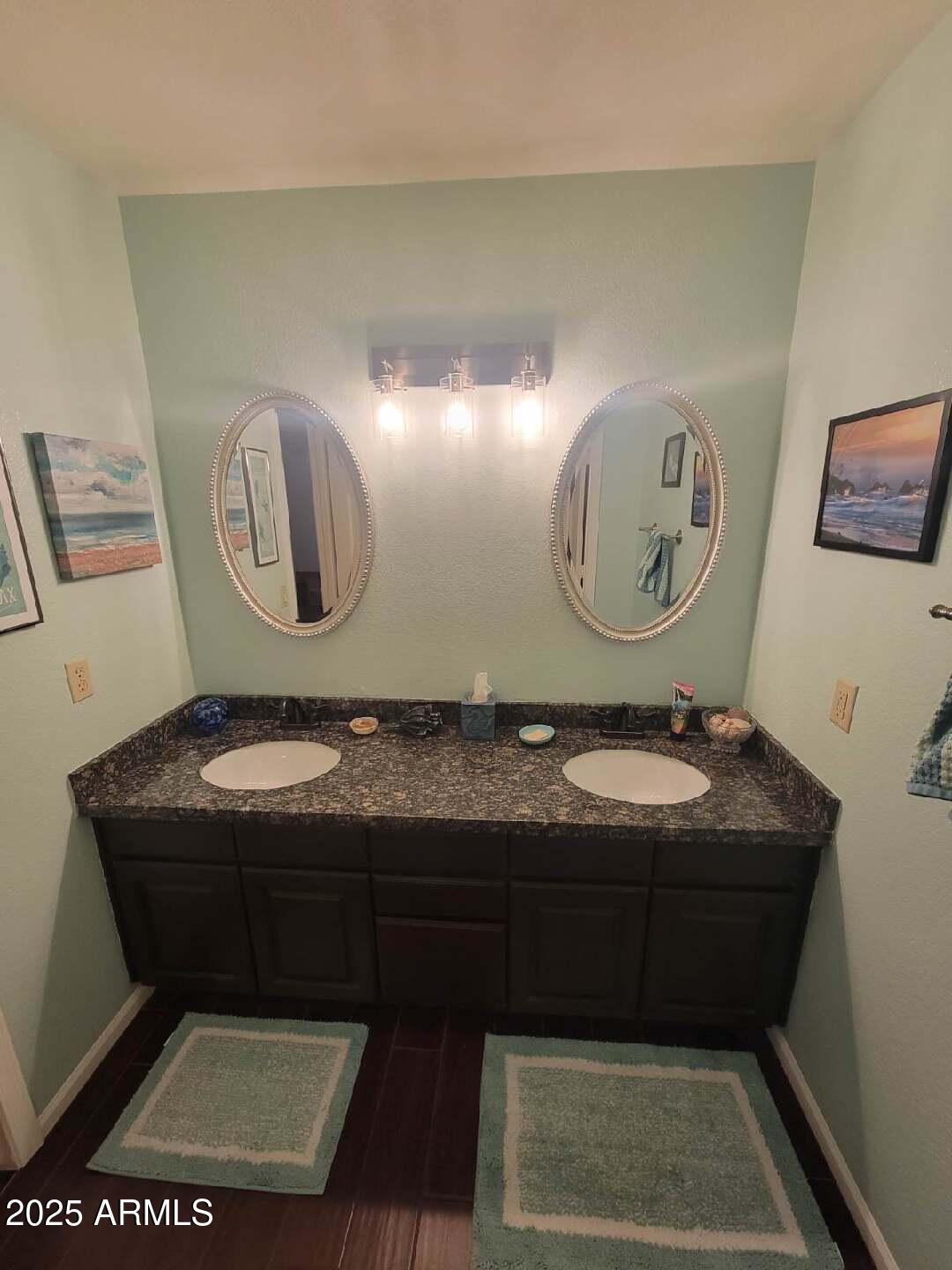 8742 W WETHERSFIELD Road