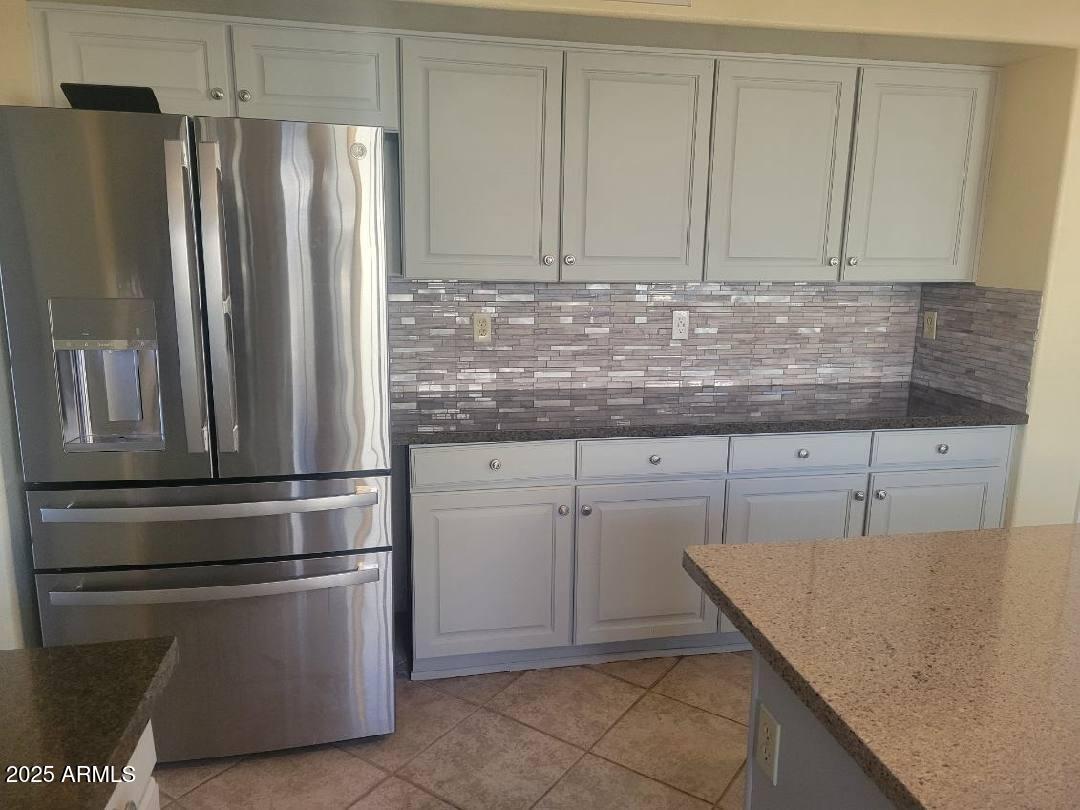 8742 W WETHERSFIELD Road