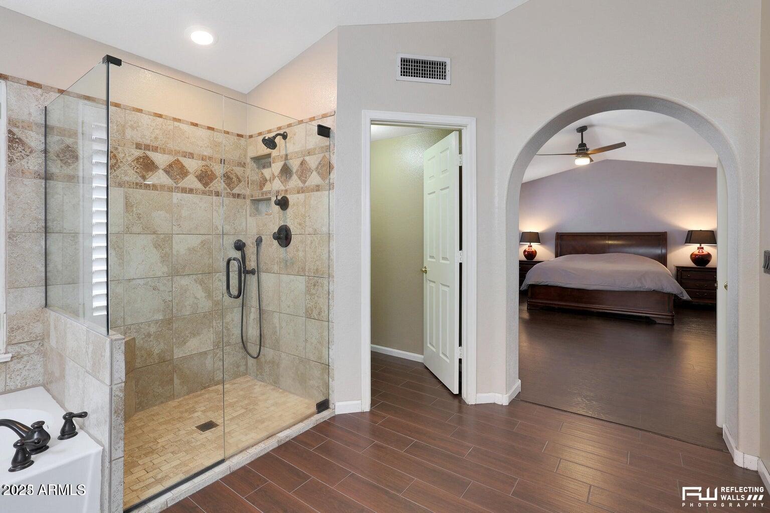 8742 W WETHERSFIELD Road