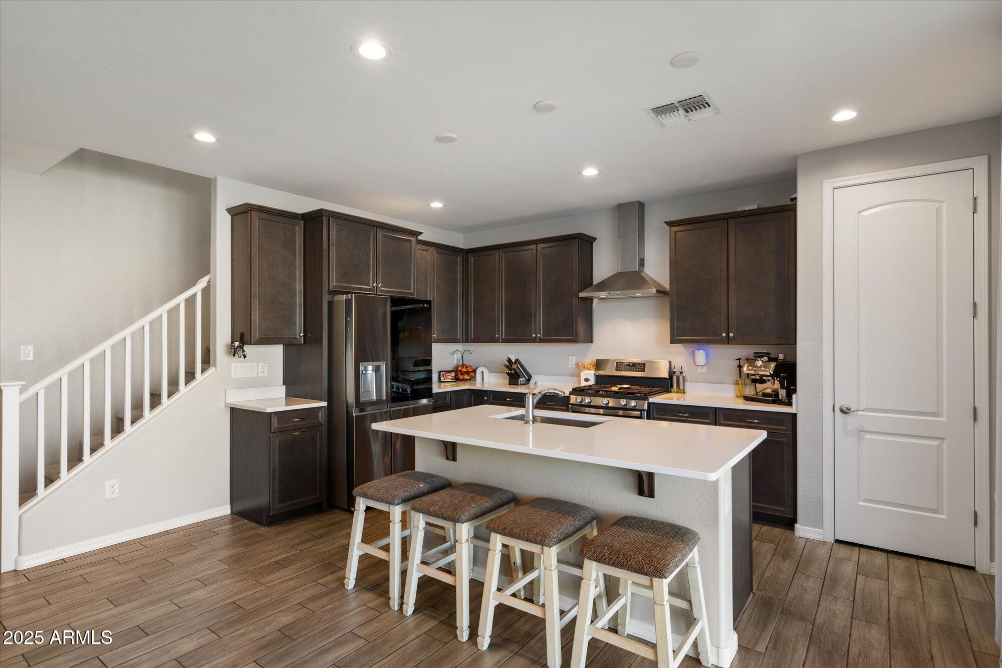 11016 W HARRISON Street