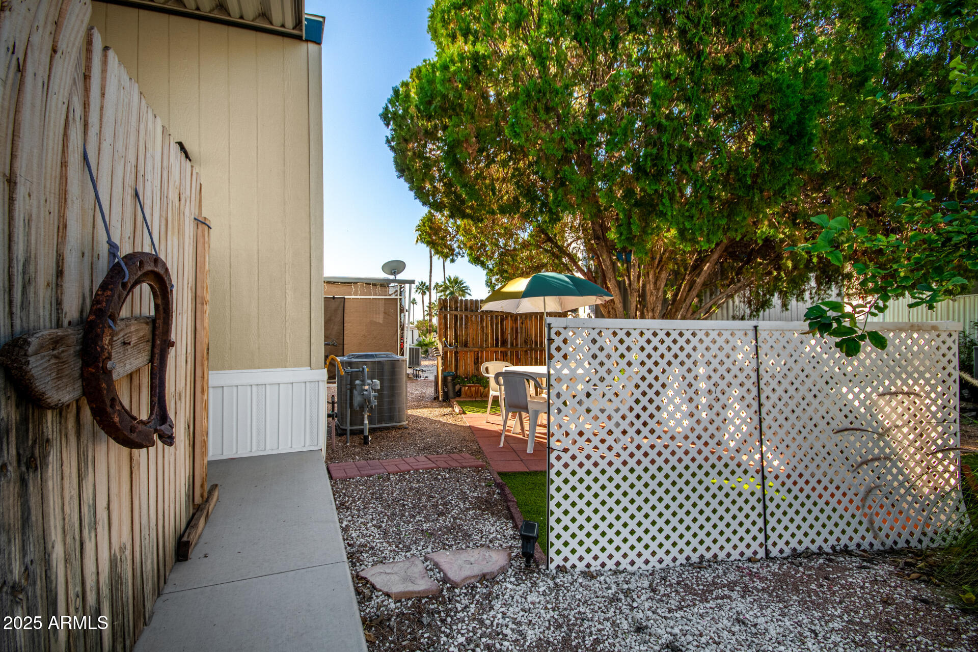 10540 E Apache Trail 93