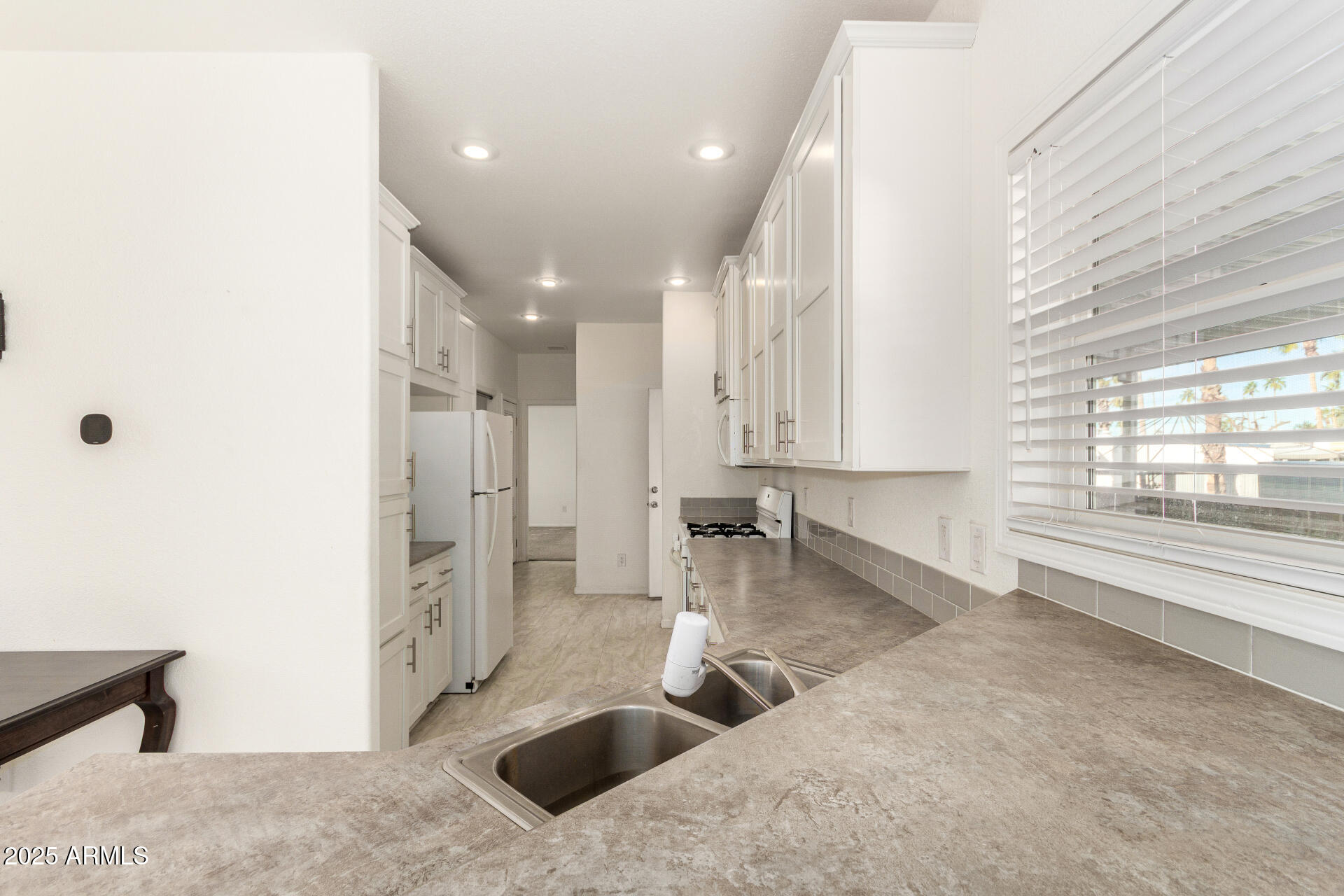 10540 E Apache Trail 93