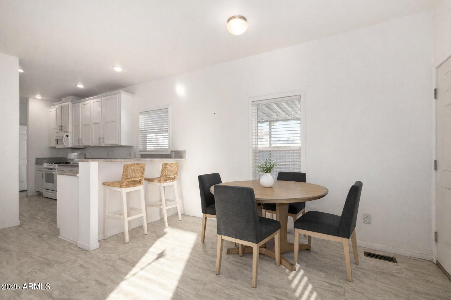 10540 E Apache Trail 93