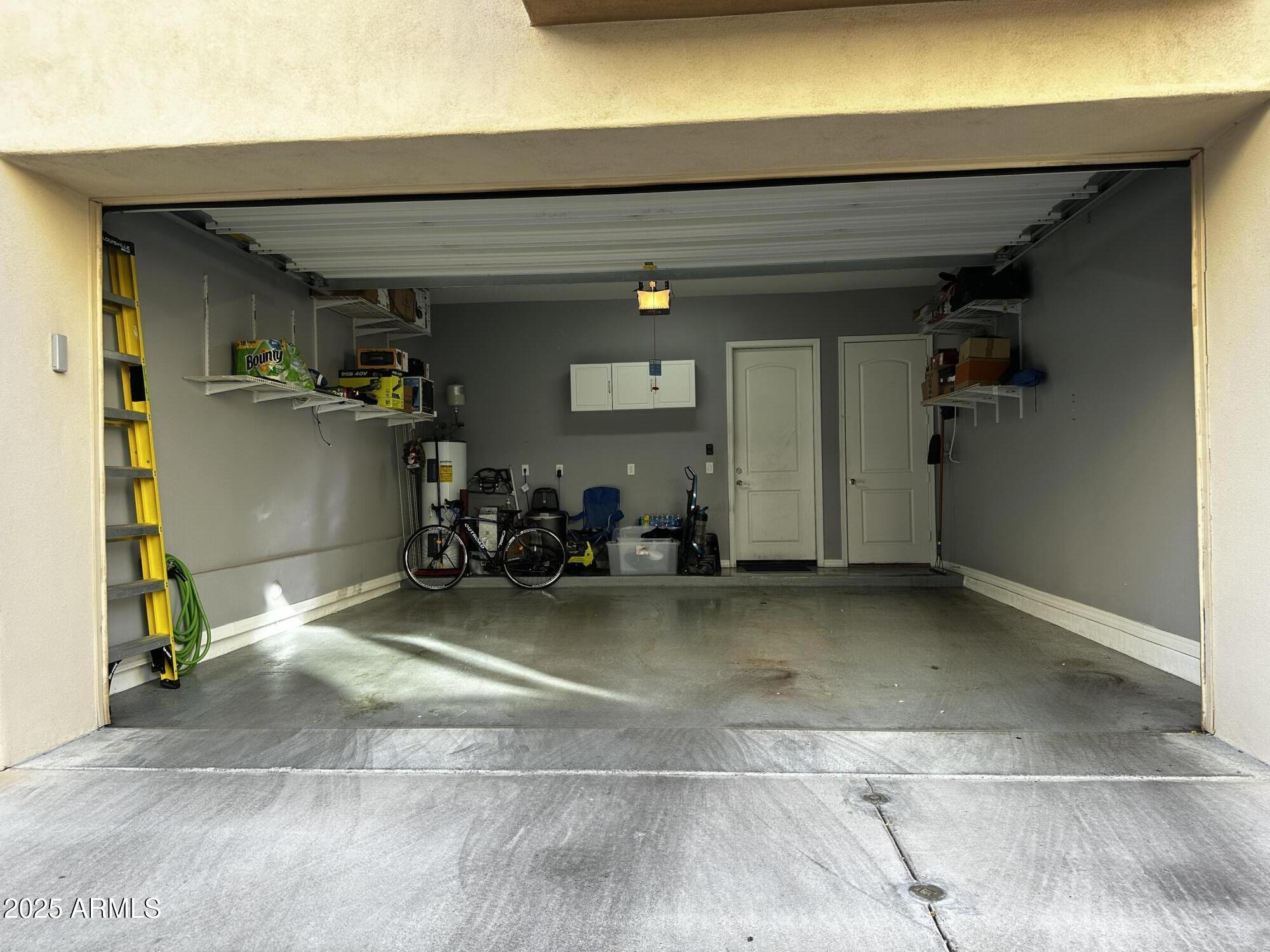 121 N CALIFORNIA Street 29