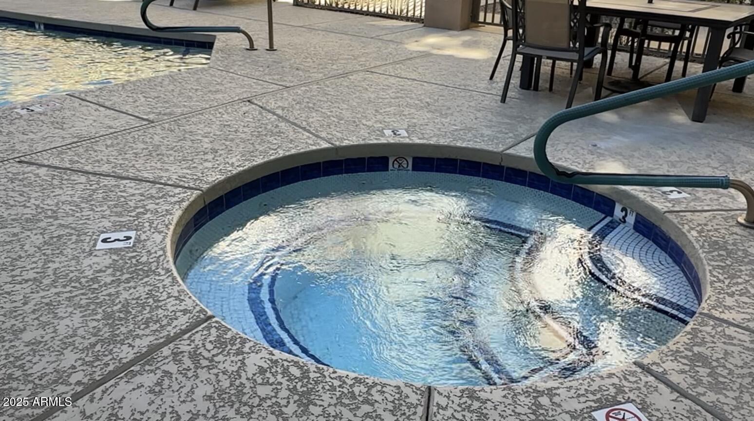 121 N CALIFORNIA Street 29