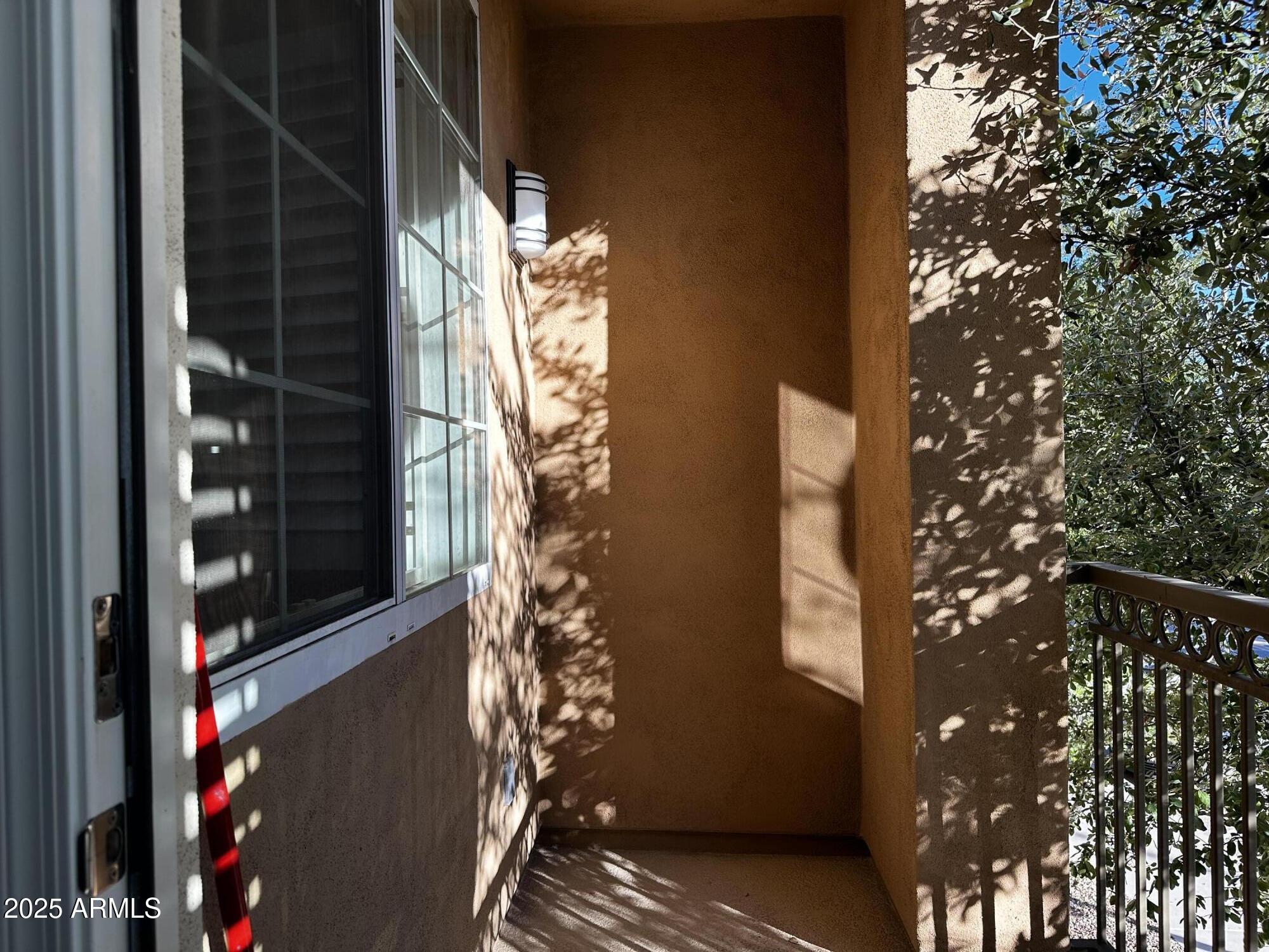 121 N CALIFORNIA Street 29