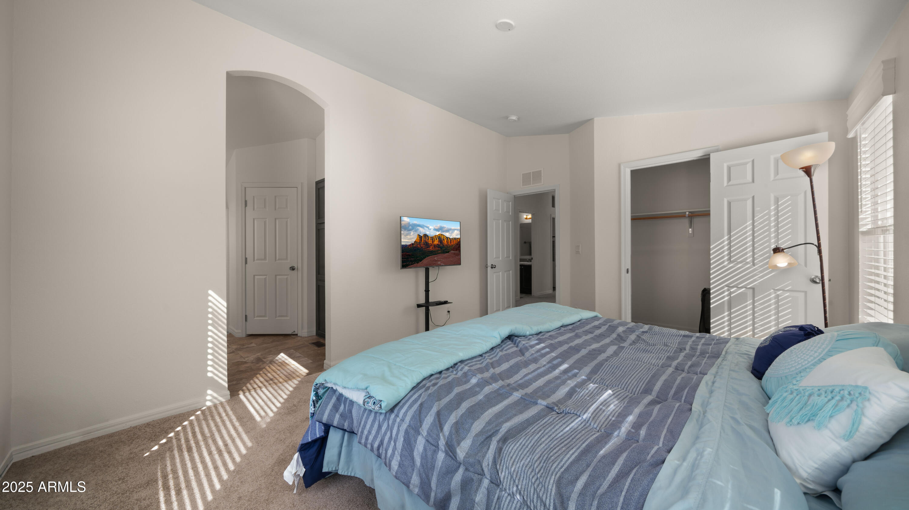 9333 E University Drive 45