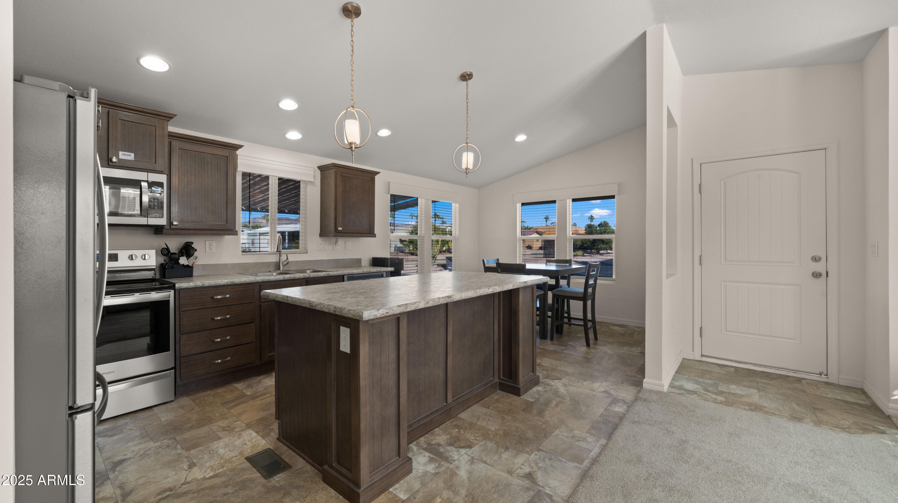 9333 E University Drive 45