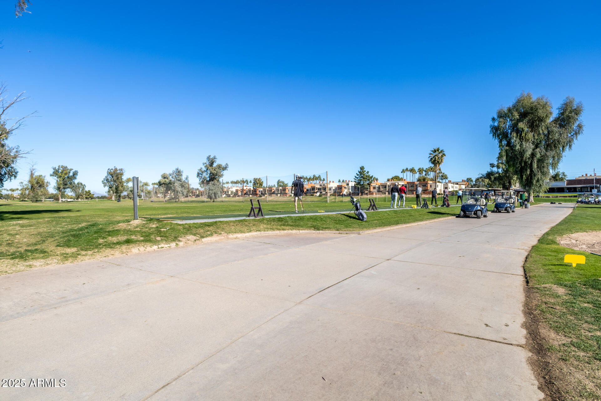 8311 E MACKENZIE Drive