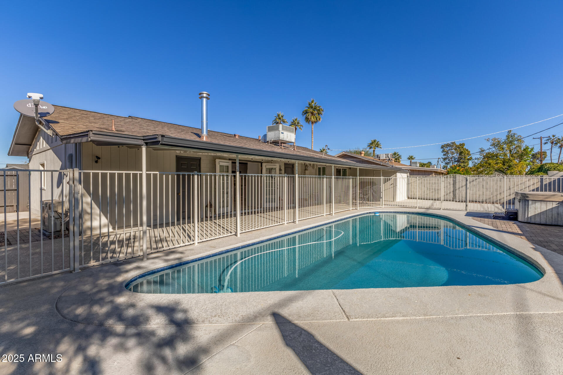 8311 E MACKENZIE Drive