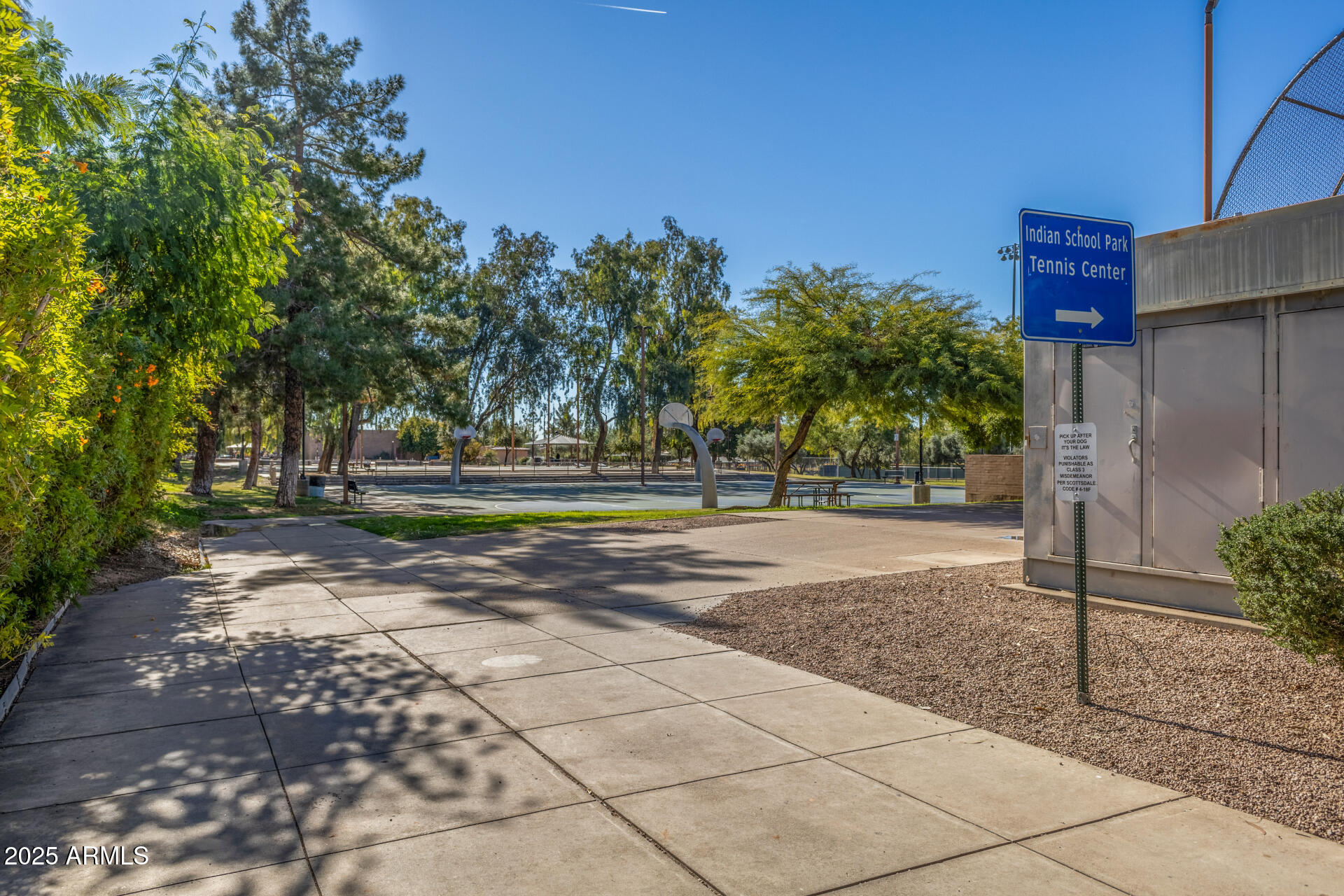 8311 E MACKENZIE Drive