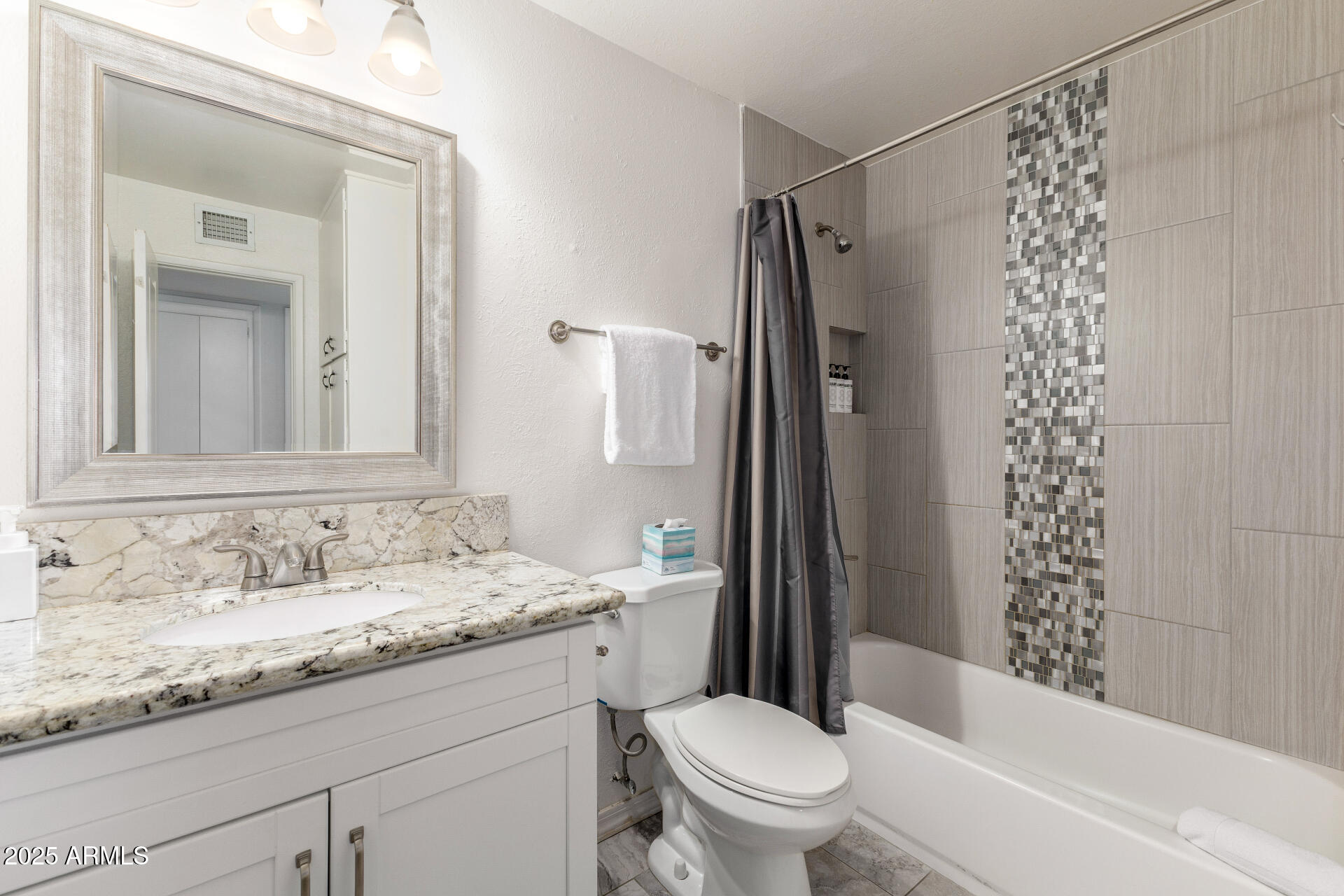 8311 E MACKENZIE Drive