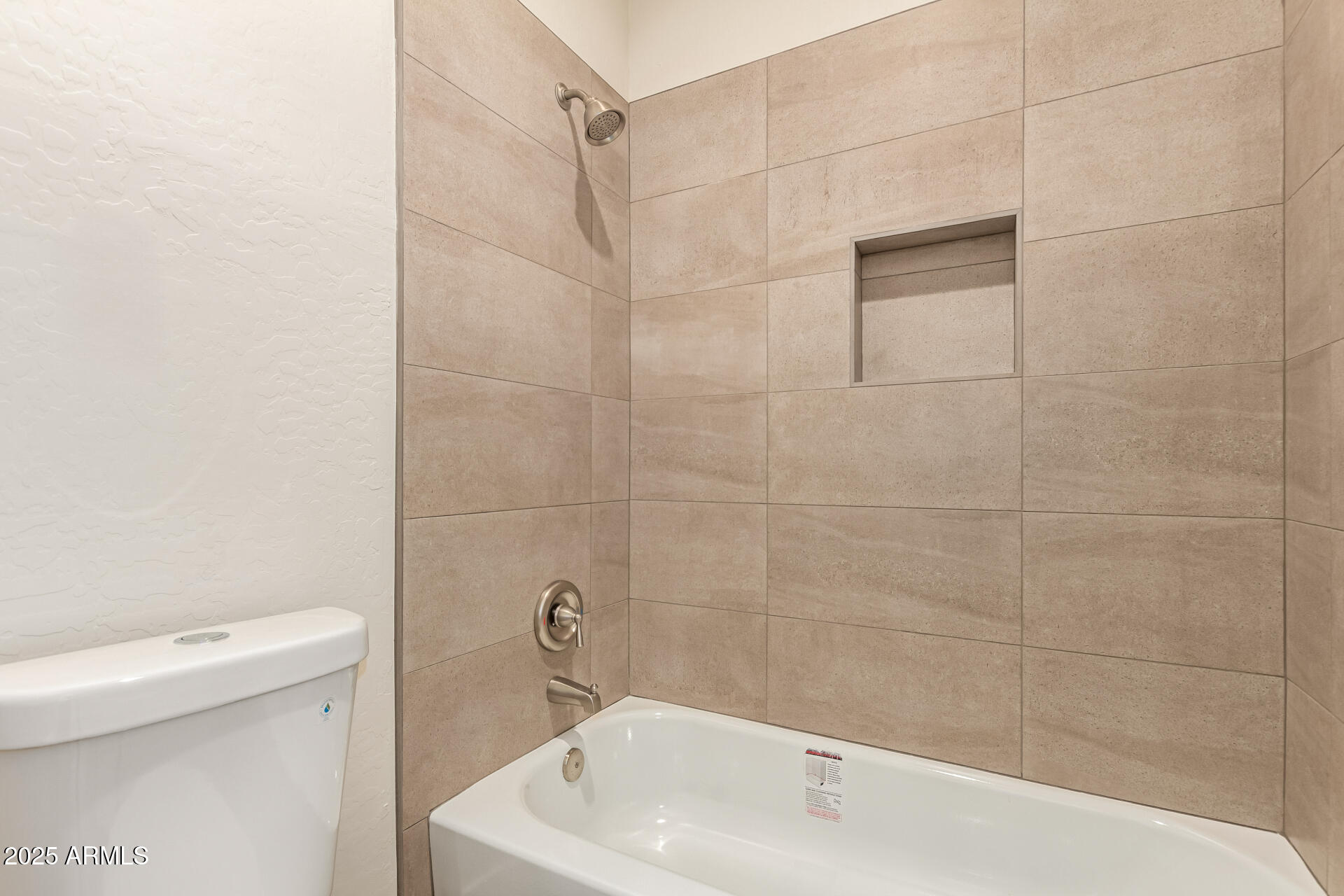 8736 W TIERRA BUENA Lane