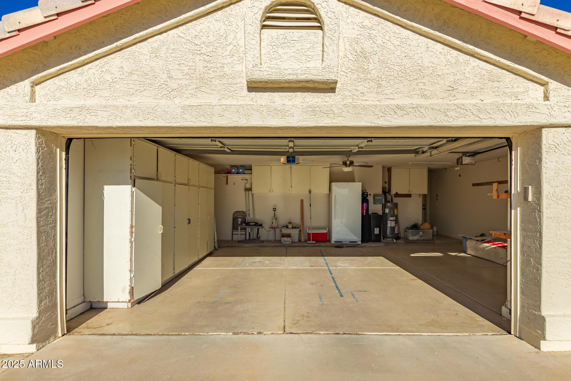 8736 W TIERRA BUENA Lane